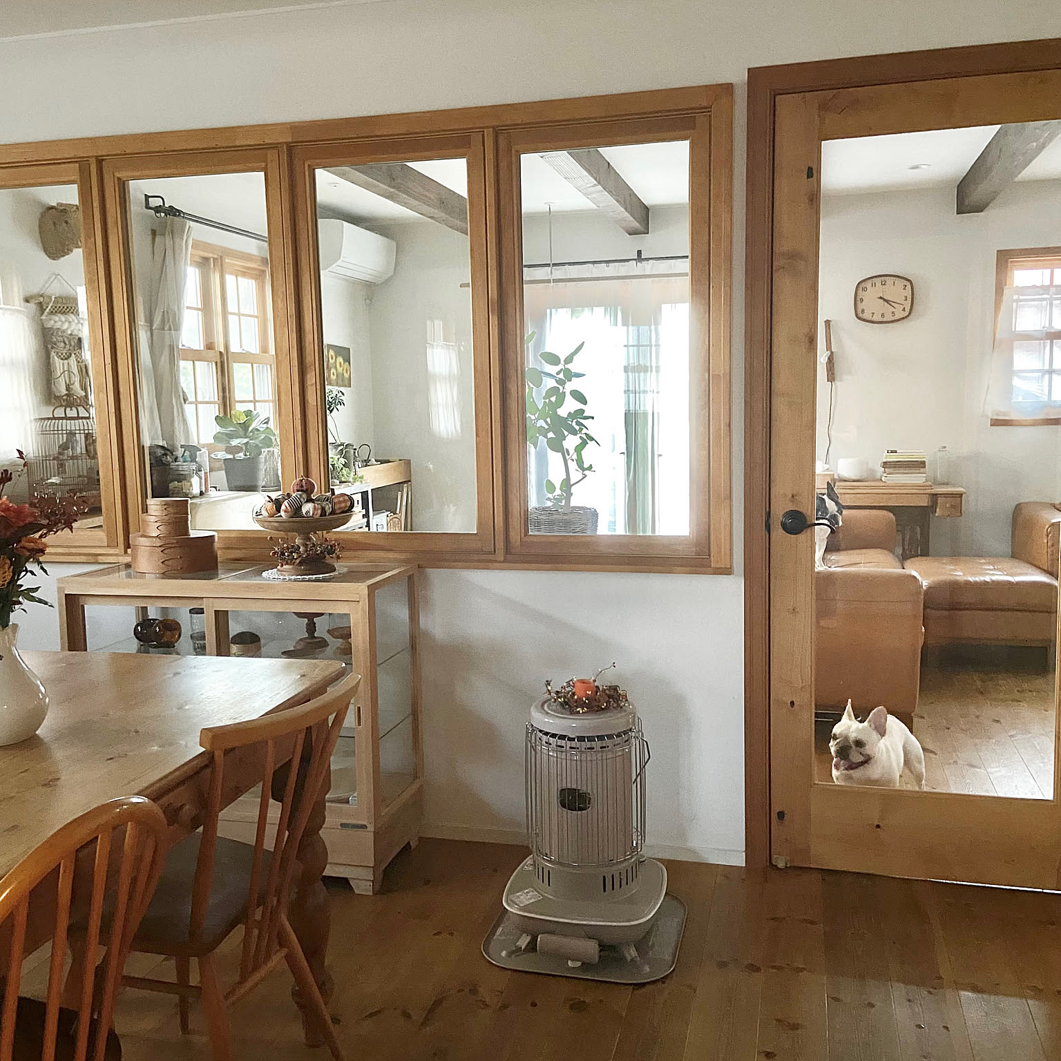 水屋箪笥風引戸キャビネットのおすすめ商品とおしゃれな実例