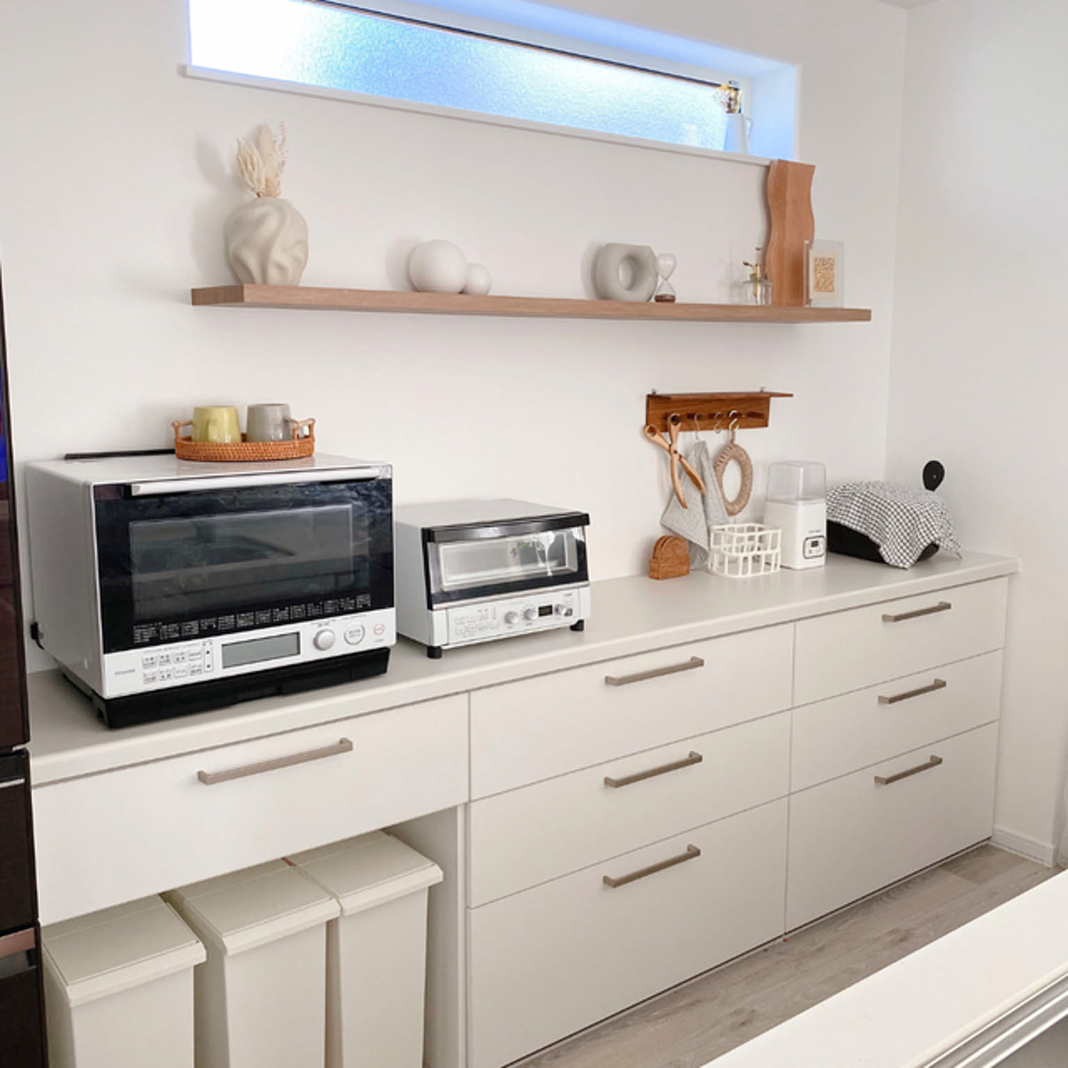 値下げしました　キッチンカップボード　ホワイト ニトリ】食器棚 キッチンボード カップボード リガーレ