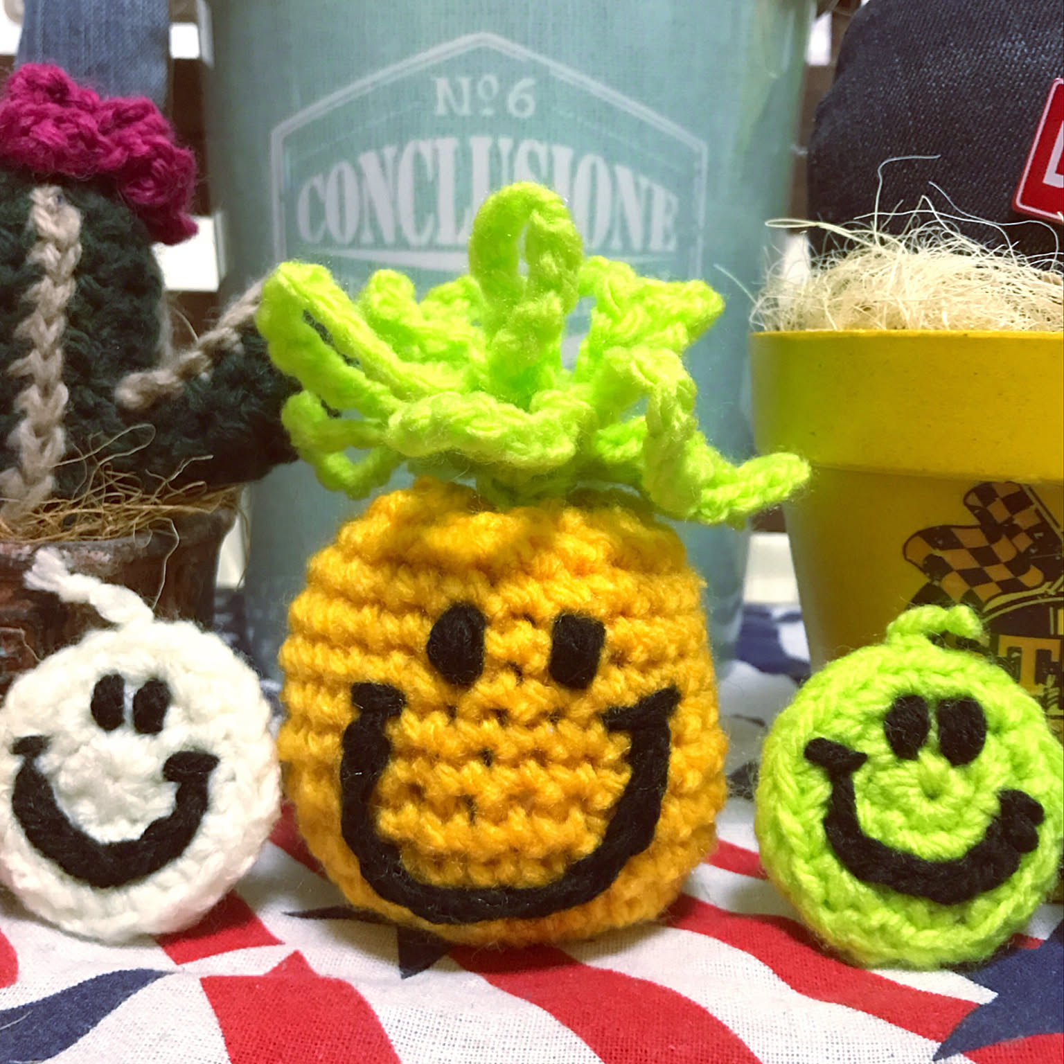 ライト付き パイナップルの編みぐるみの家 ライト付き パイナップルの編みぐるみの家