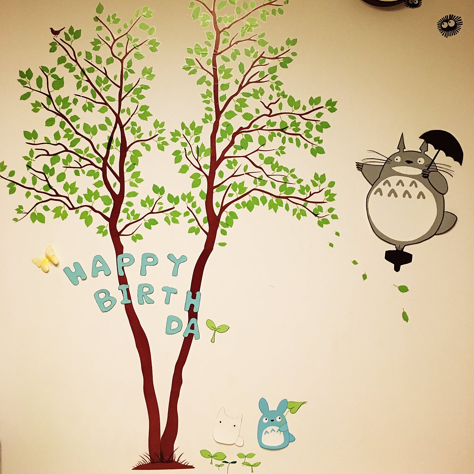 画用紙 まっくろくろすけのおしゃれなアレンジ・飾り方のインテリア