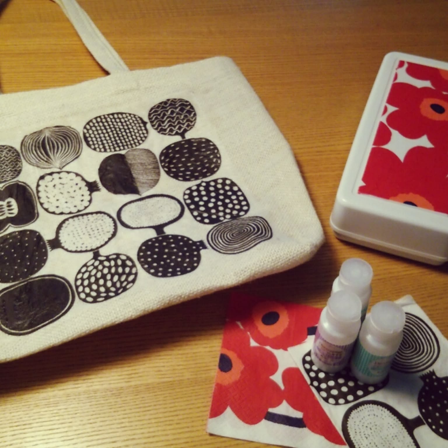 デコパージュ マリメッコ ペーパーナプキンのおすすめ商品とおしゃれな