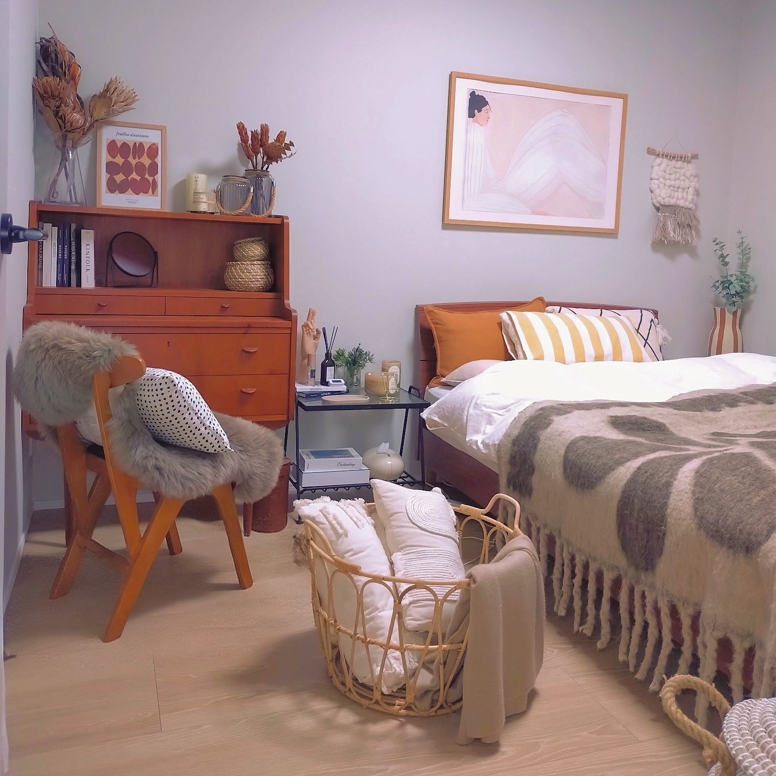 IKEA ヘムネス ライティングビューロー デスクアンティーク調 IKEA ヘムネス ライティングビューロー デスクアンティーク調 IKEA