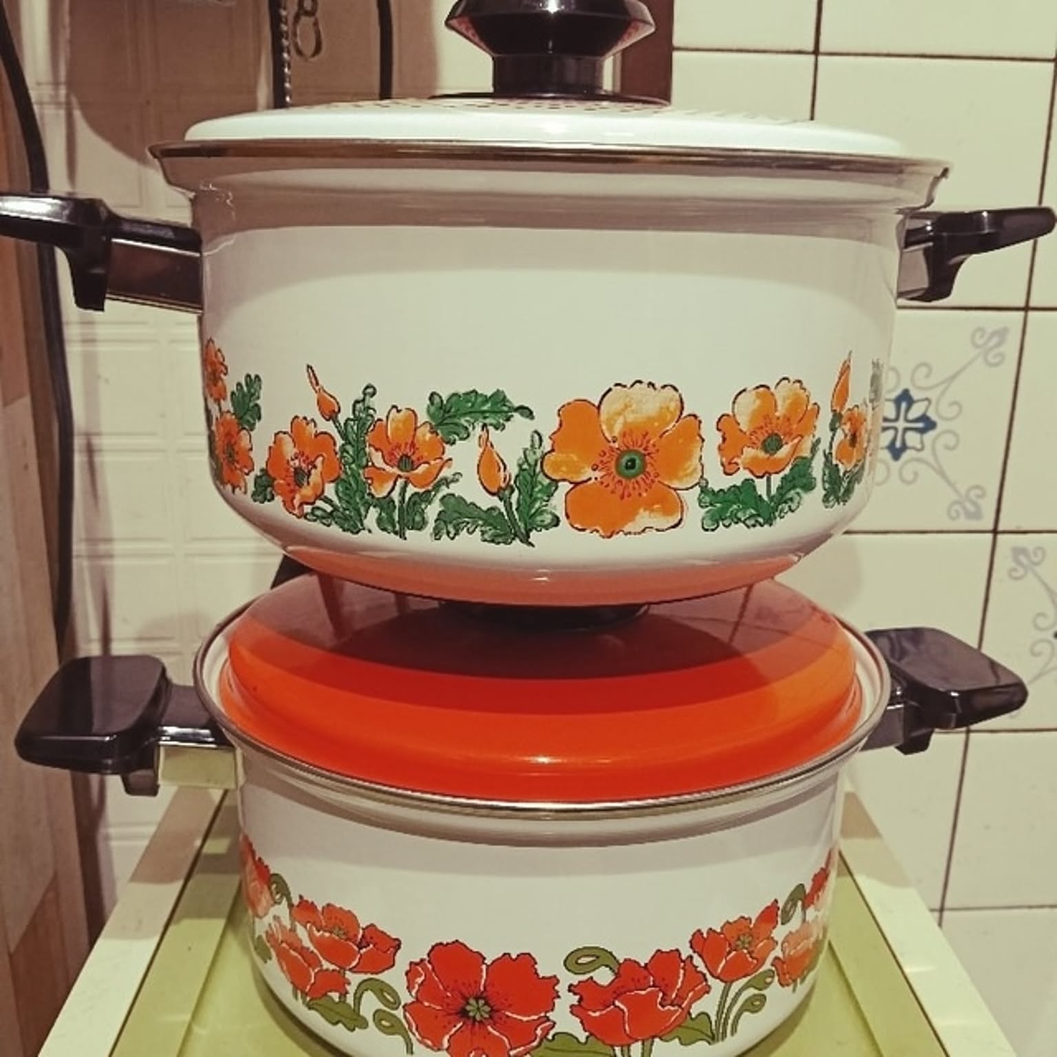 ホーロー鍋 レトロ花柄のおすすめ商品とおしゃれな実例 ｜ RoomClip