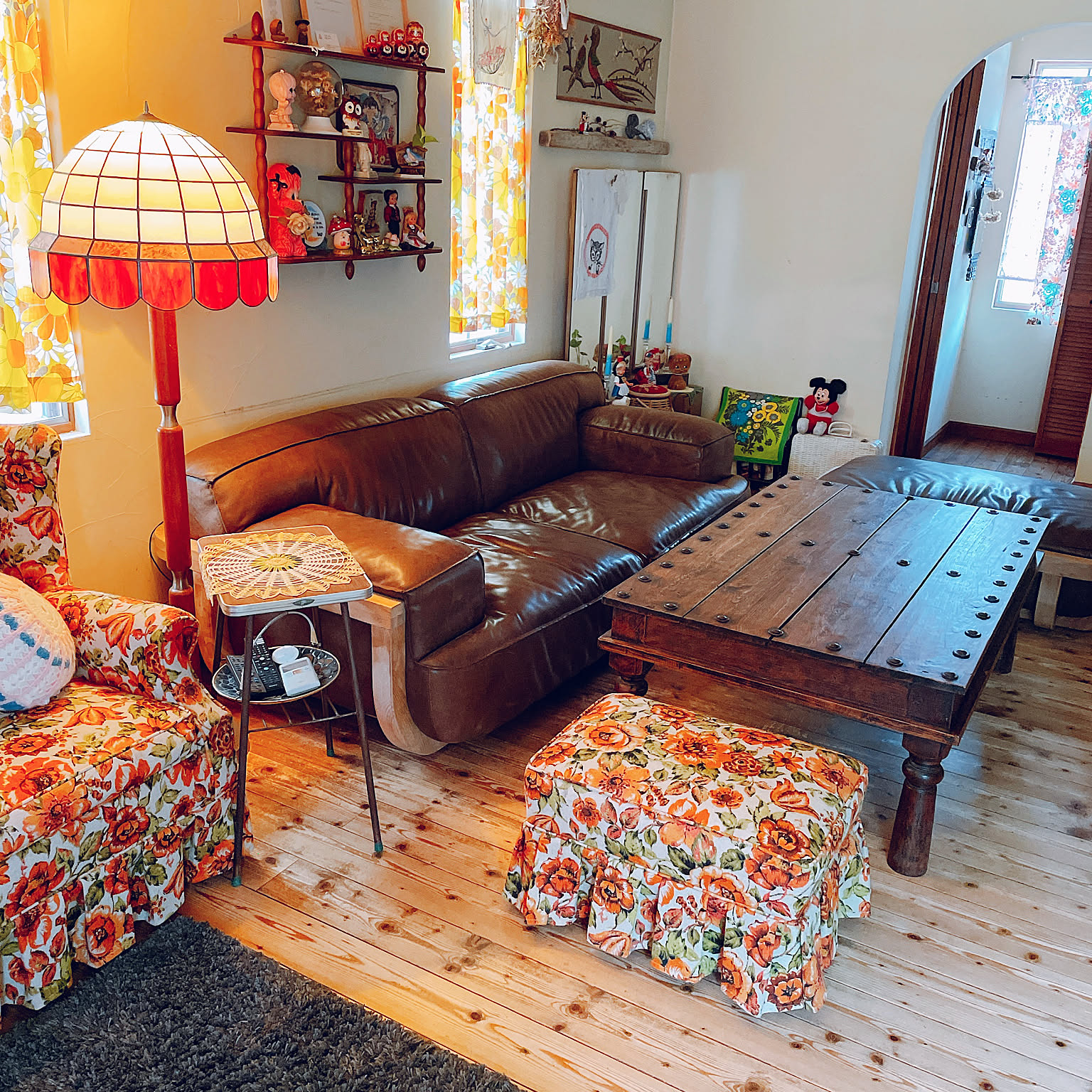 オレンジ 昭和レトロのおしゃれなインテリア・部屋・家具の実例