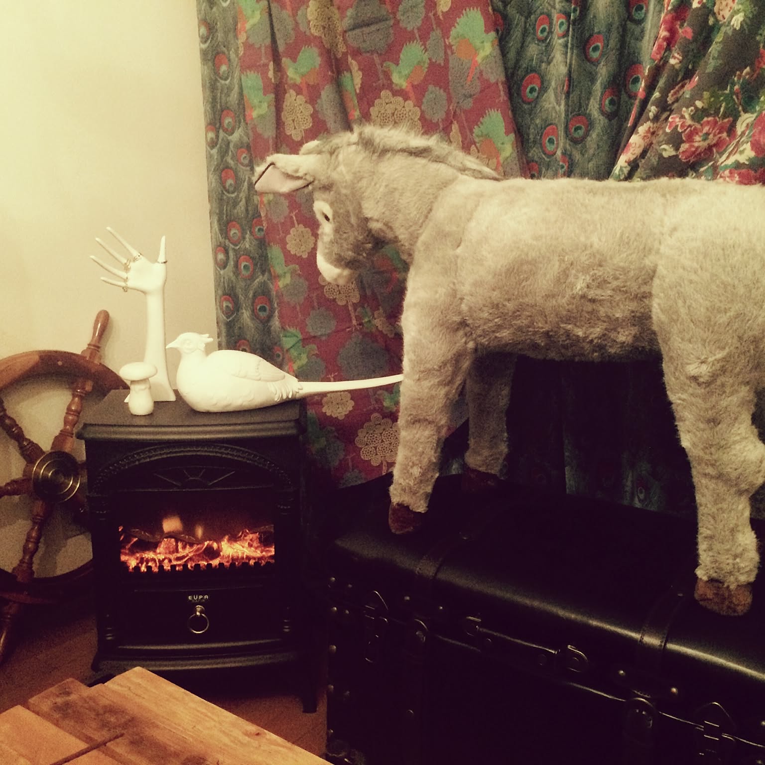 les touriste レトゥーリスト　ベロアカーテン　２枚セット　バガイユ les touriste レトゥーリスト ベロアカーテン 2枚セット バガイユ