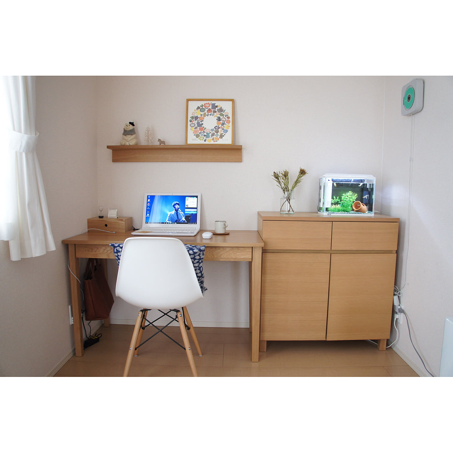 無印良品 無垢材デスクのおすすめ商品とおしゃれな実例 ｜ RoomClip