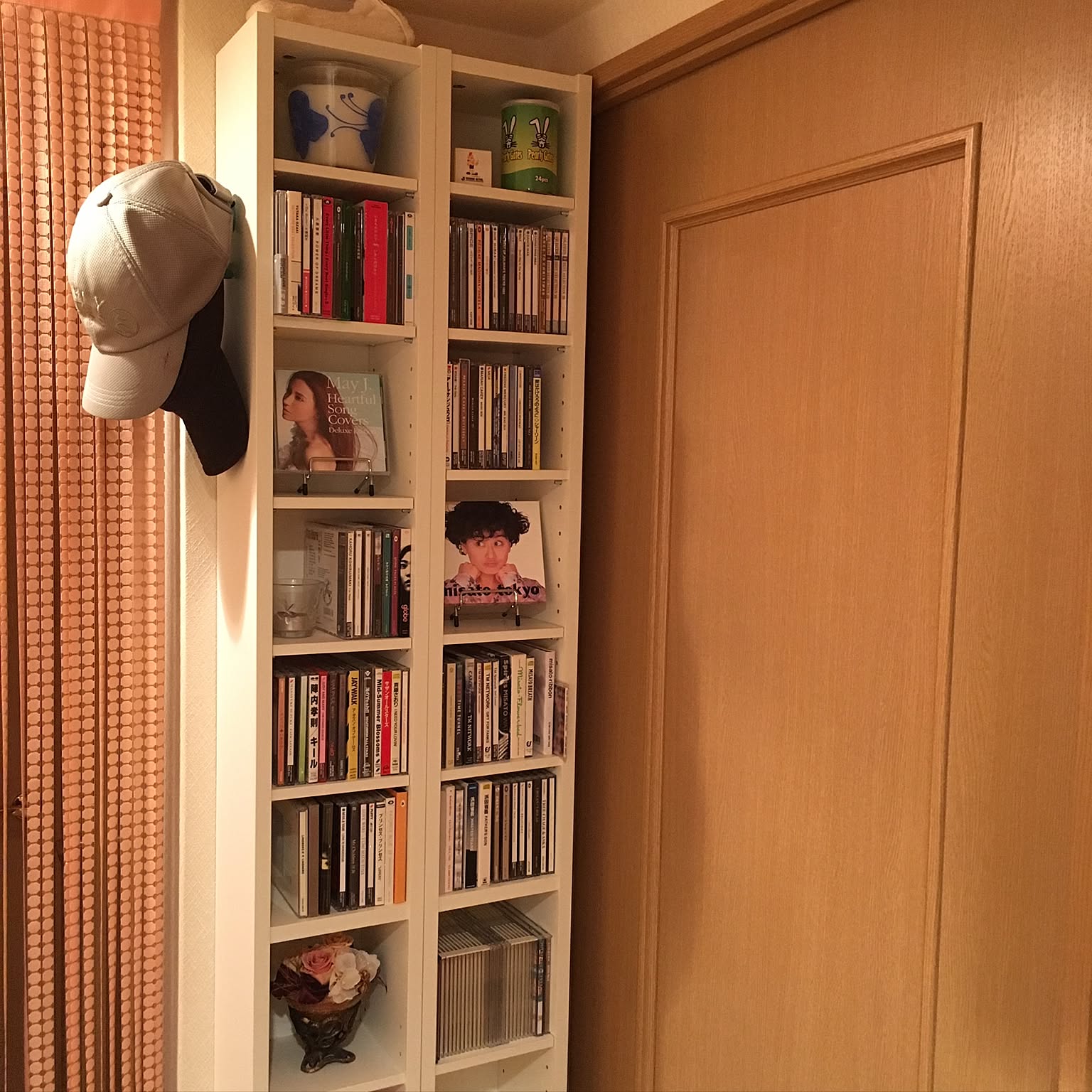 IKEA CDラック Ultimate Ikea hack, turn CD units into a DIY built in