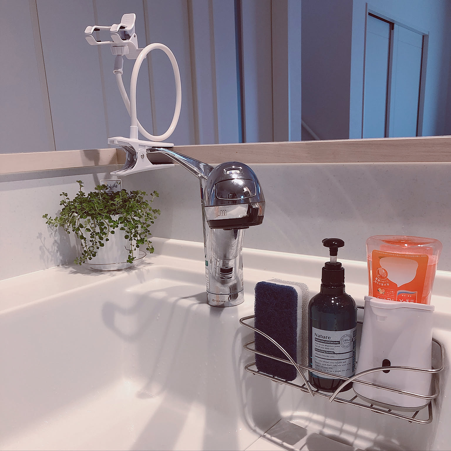 スリーコインズ スポンジ置き場の商品を使ったおしゃれなインテリア実例 ｜ RoomClip（ルームクリップ）