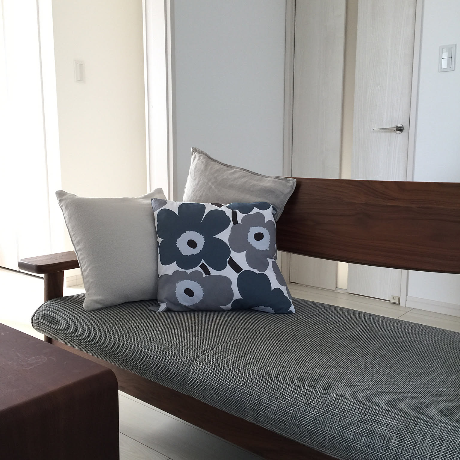 ソファ マリメッコ クッションカバーのおすすめ商品とおしゃれな実例