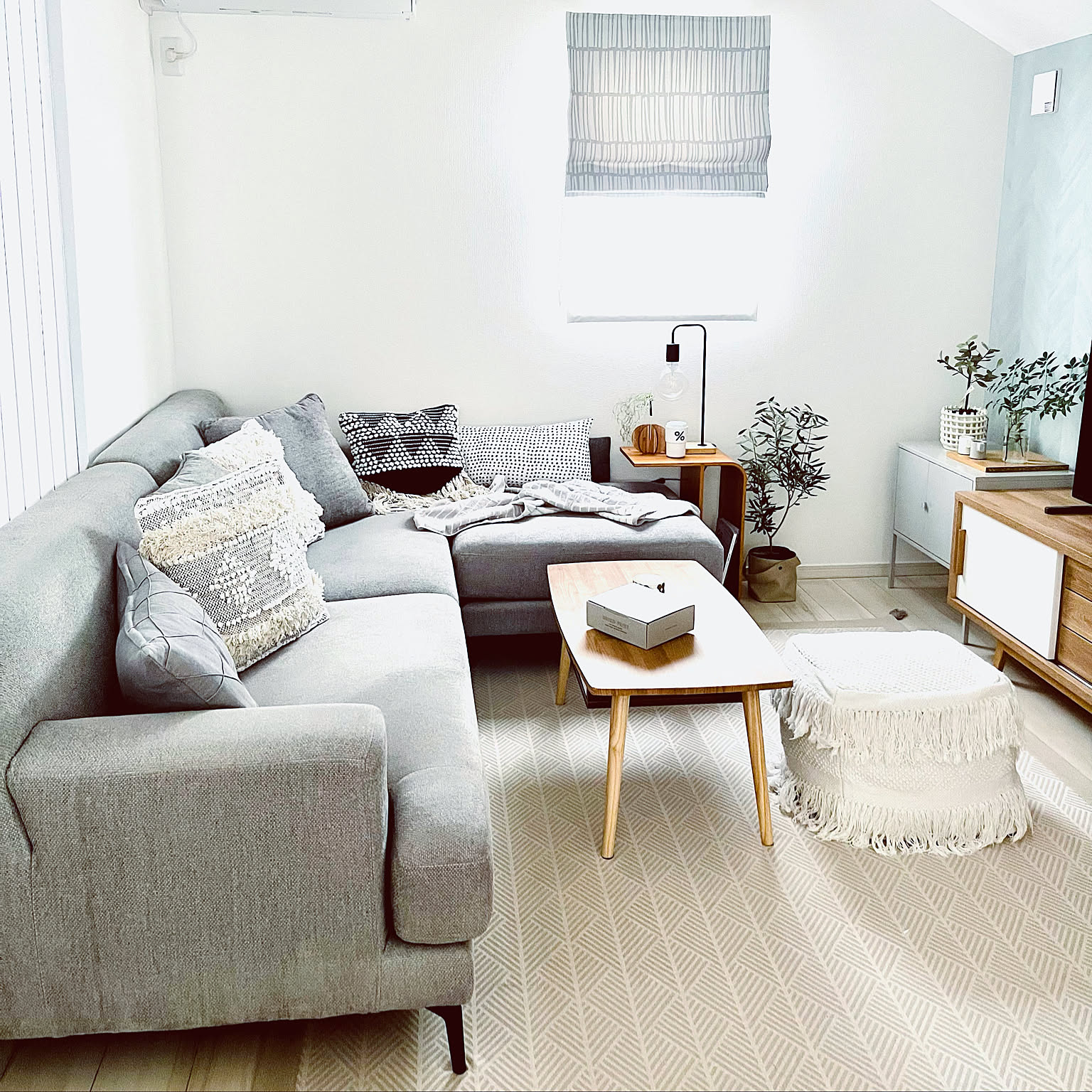 IKEA ミッドセンチュリー グレーソファ IKEA ミッドセンチュリー