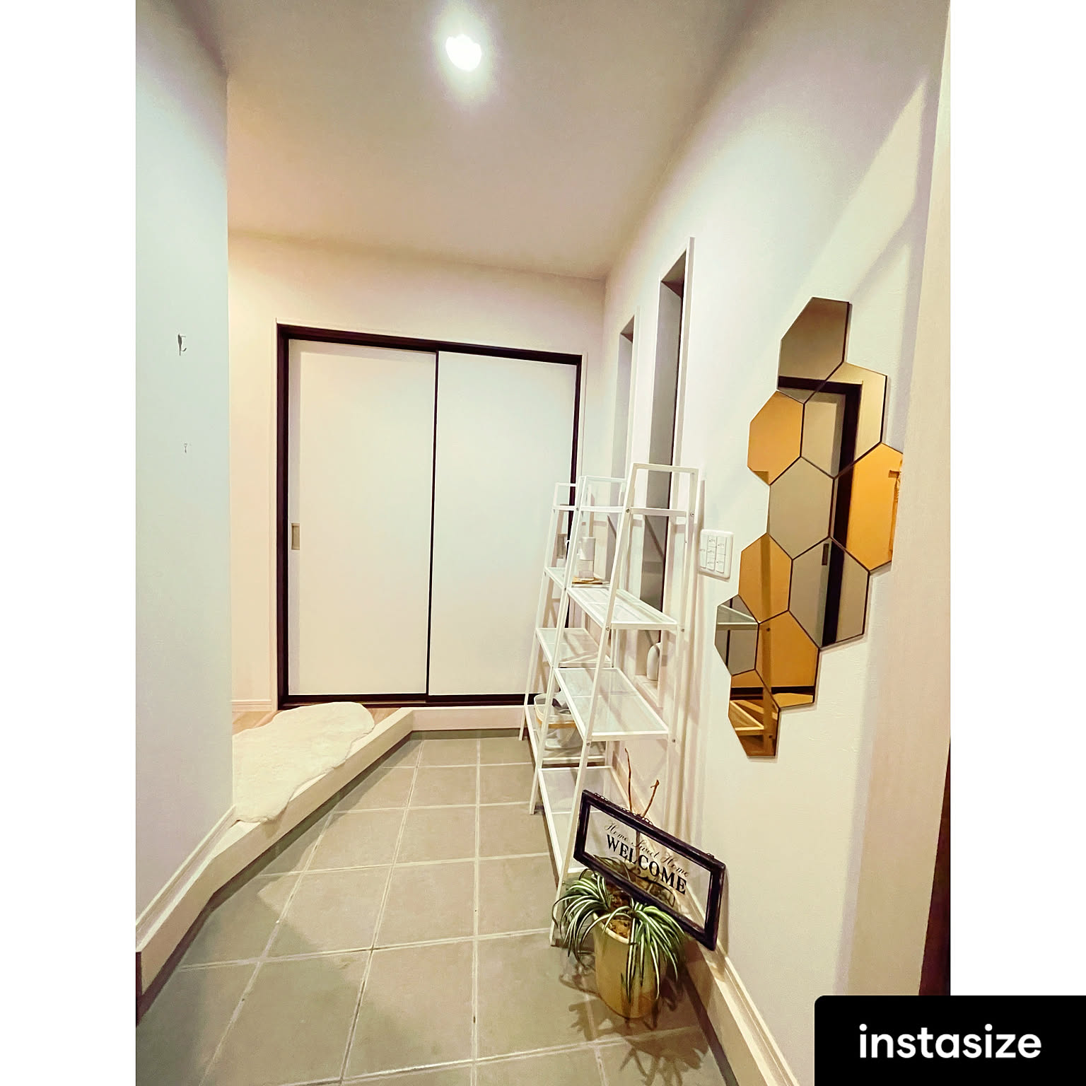 IKEA 玄関ミラーのおすすめ商品とおしゃれな実例 ｜ RoomClip（ルーム