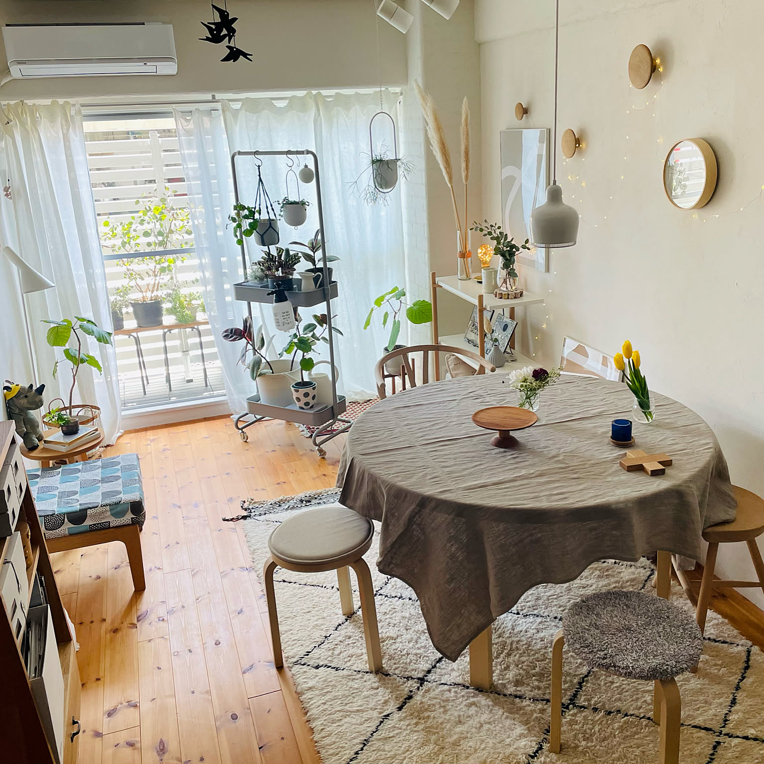 円形テーブルクロスのおすすめ商品とおしゃれな実例 ｜ RoomClip