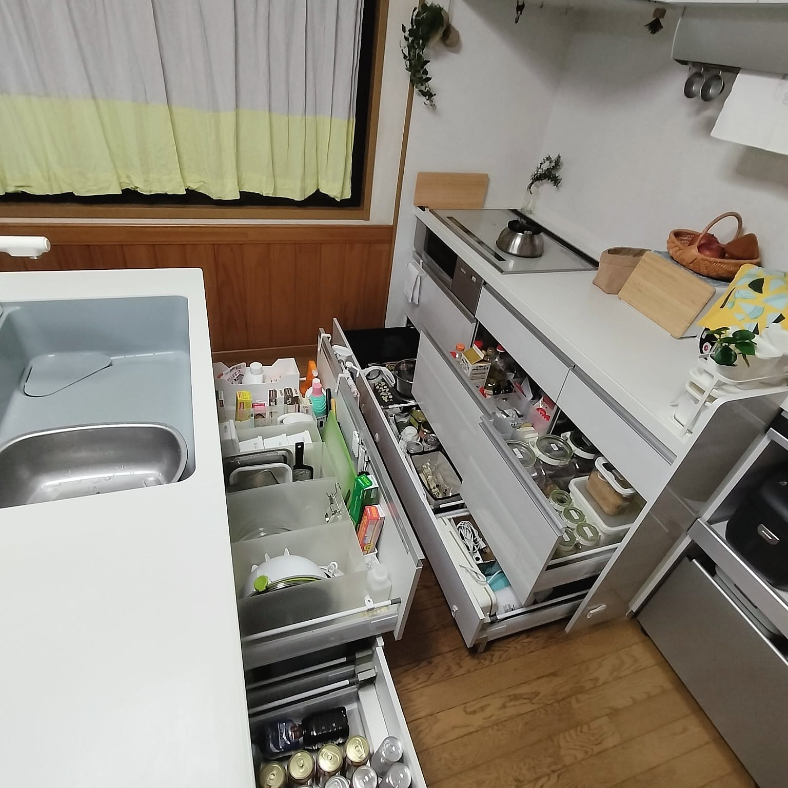 LIXIL セパレートキッチンの商品を使ったおしゃれなインテリア実例