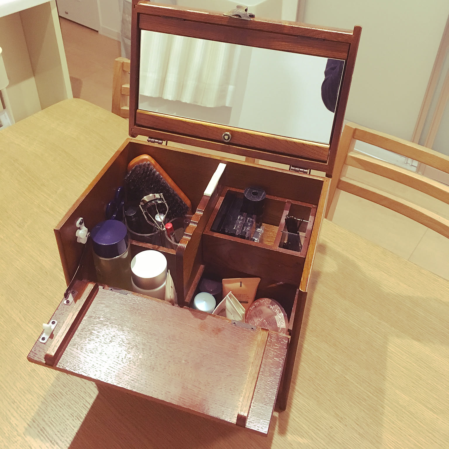 アンティーク メイクボックスのおすすめ商品とおしゃれな実例