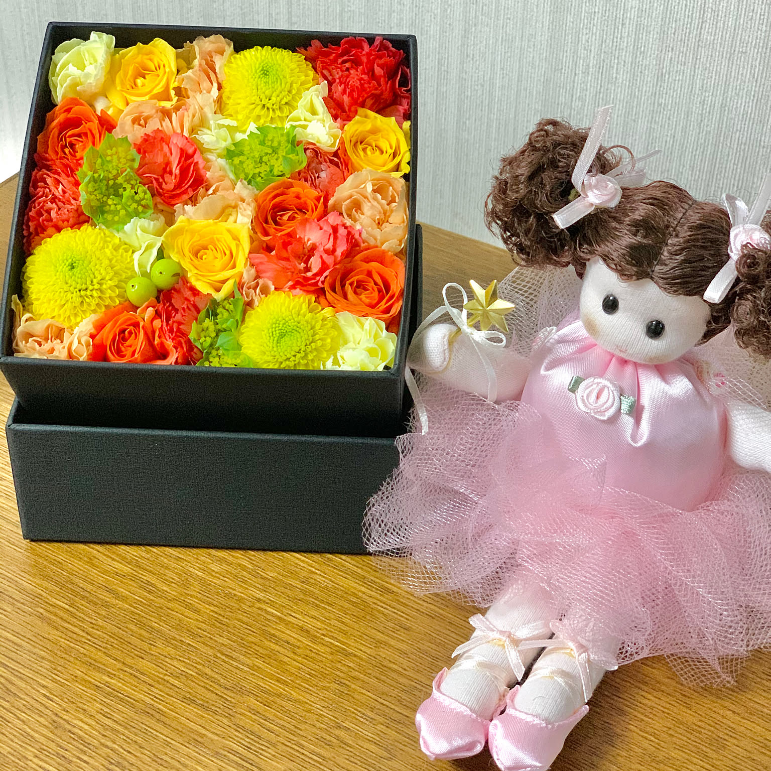 ニコライバーグマン ブリザーブドフラワーボックス SサイズCool Breeze