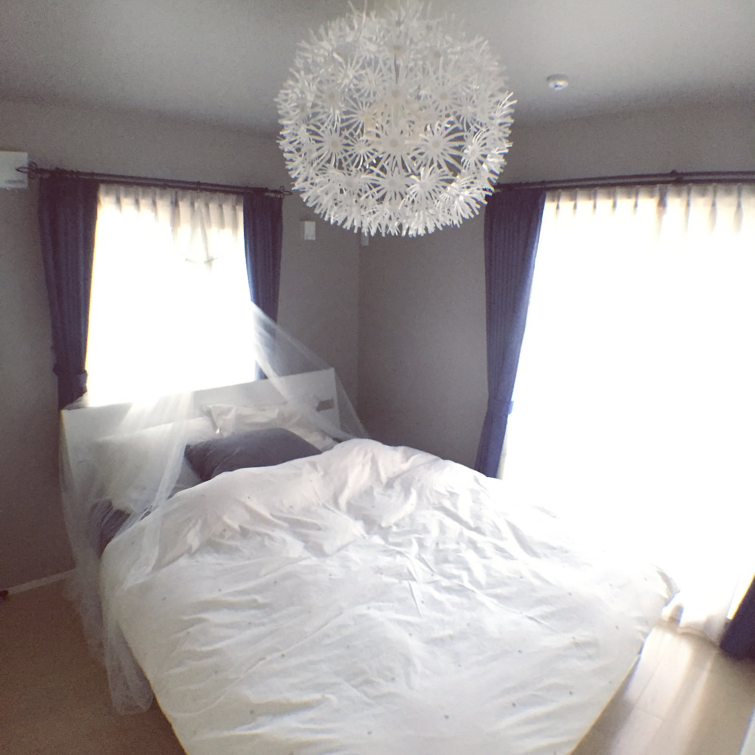 IKEA クイーンサイズベッドのおすすめ商品とおしゃれな実例