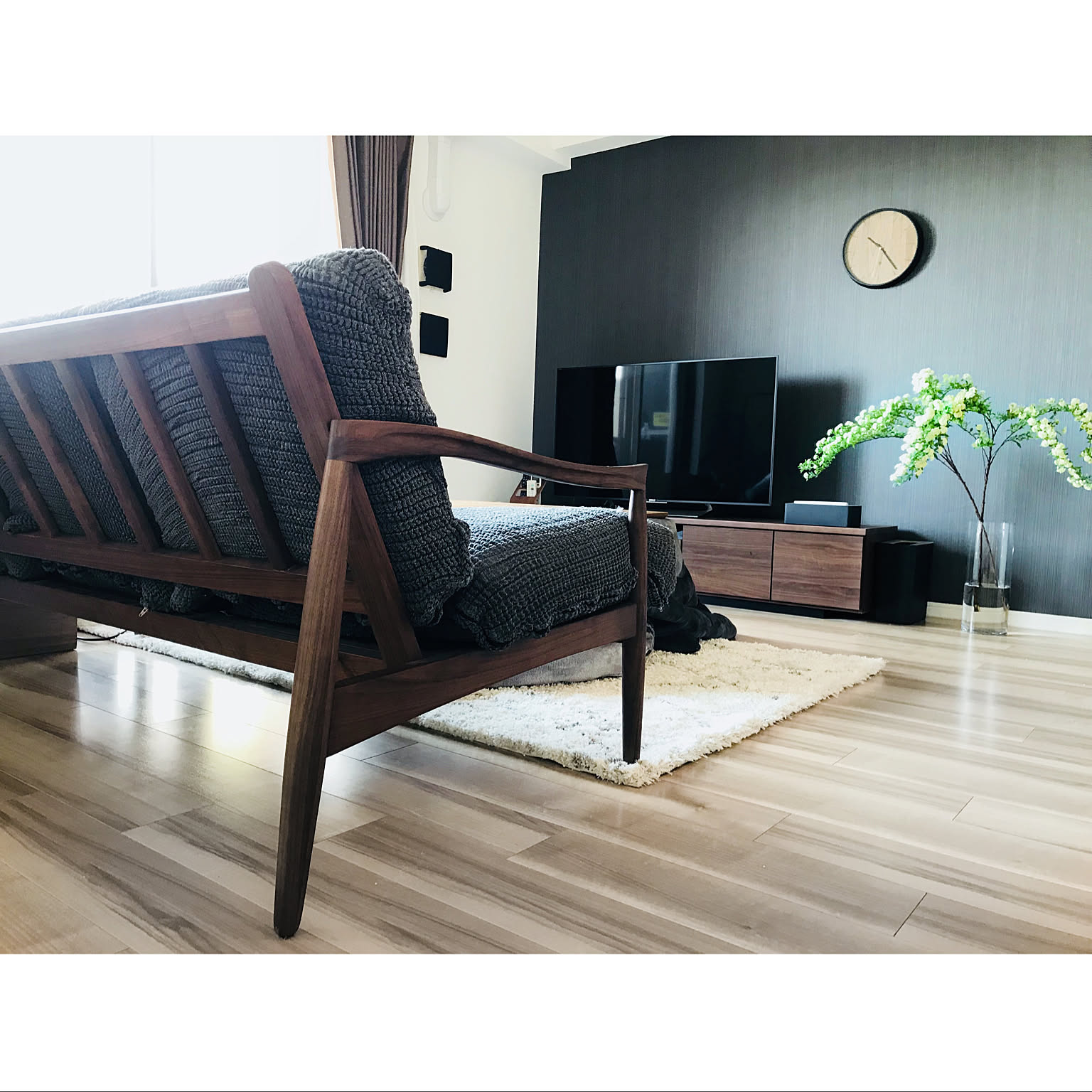 ウォールナットのソファのおすすめ商品とおしゃれな実例 ｜ RoomClip