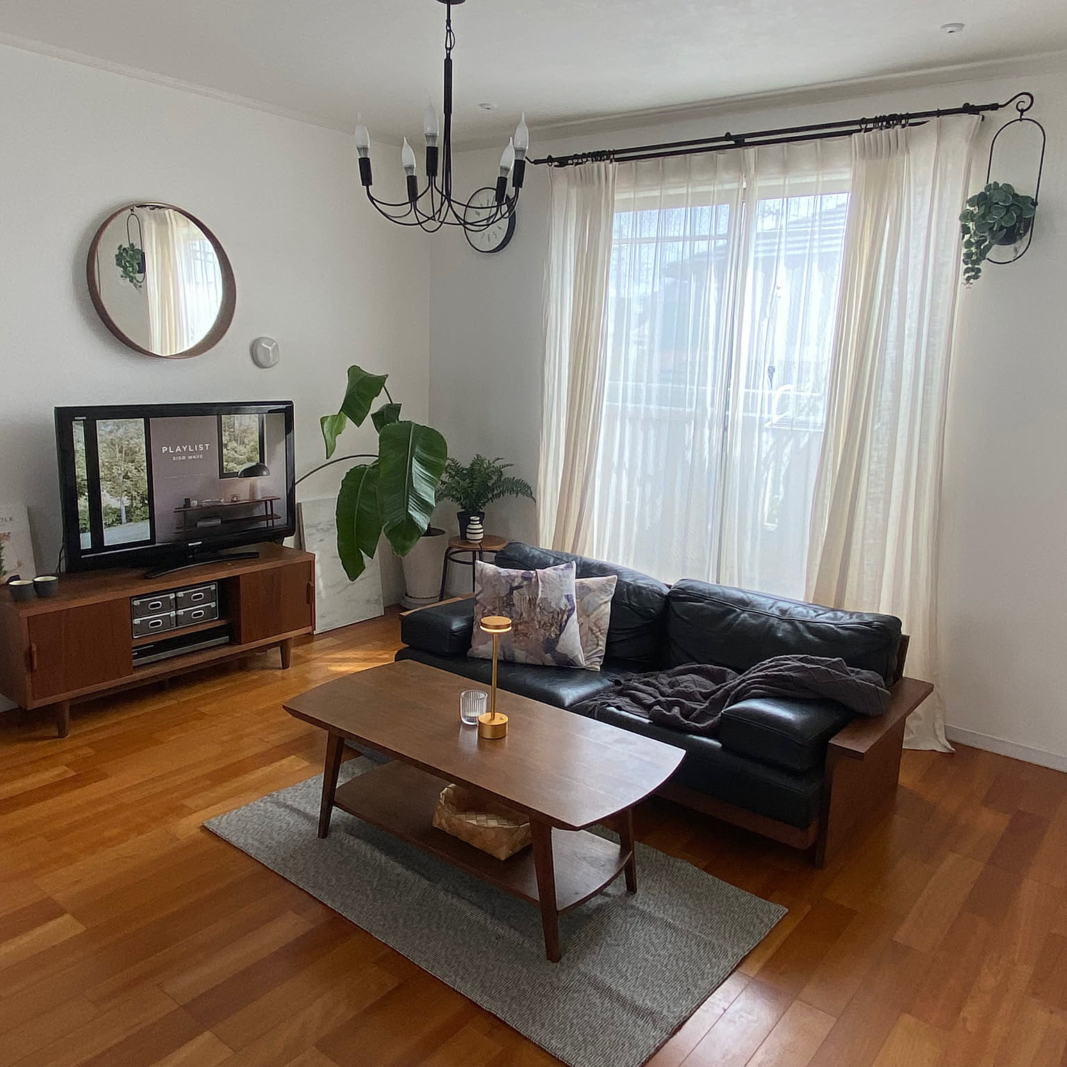 IKEA STOCKHOLMミラーのおすすめ商品とおしゃれな実例 ｜ RoomClip