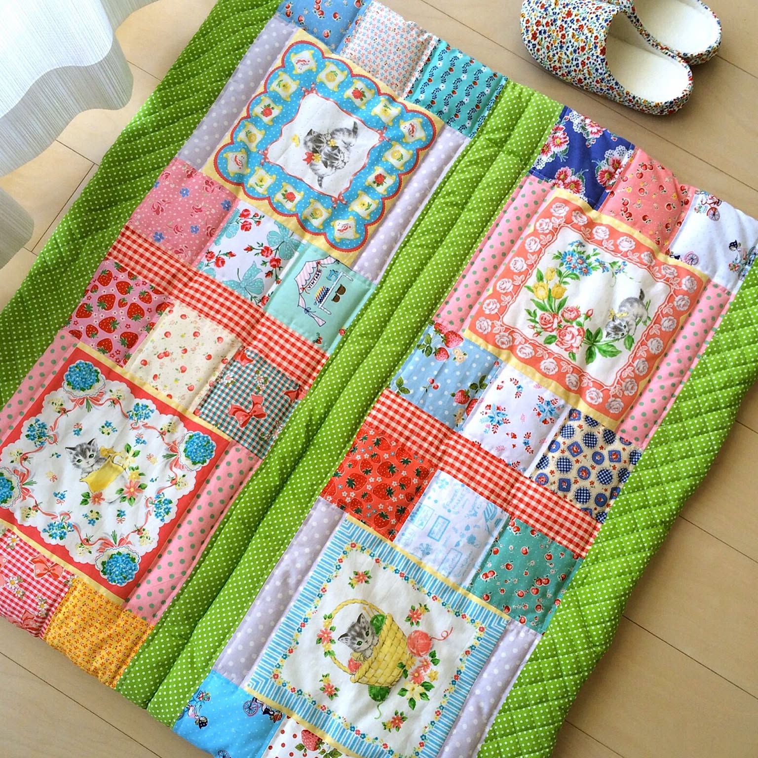 パッチワーク  ハンドメイド　ラグマット 92b52549a8c5e43ecdc716cf3d9db2