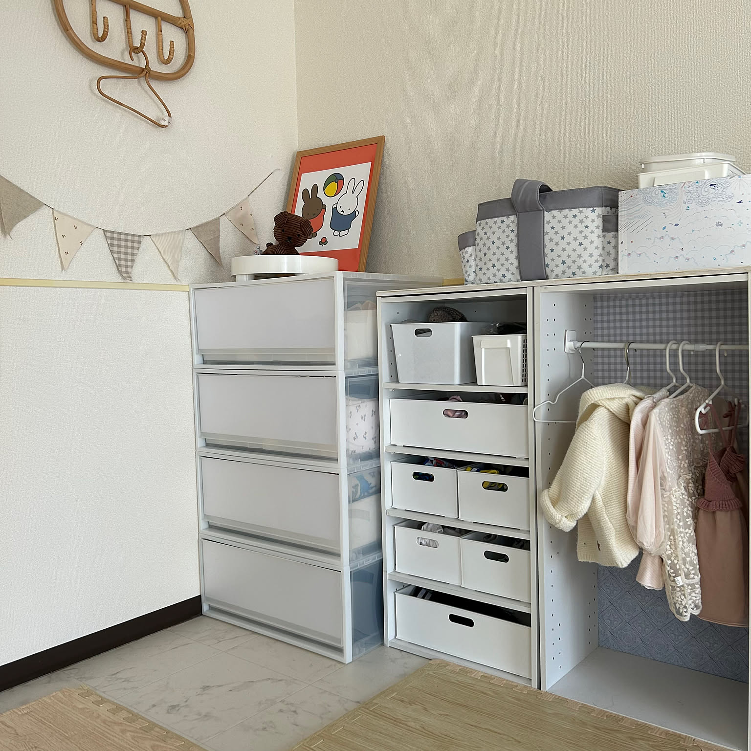 無印良品　中段チェスト　子供服入れに使っていました。 子供のタンスに無印のオーク材チェスト - ちょっと曲がった家