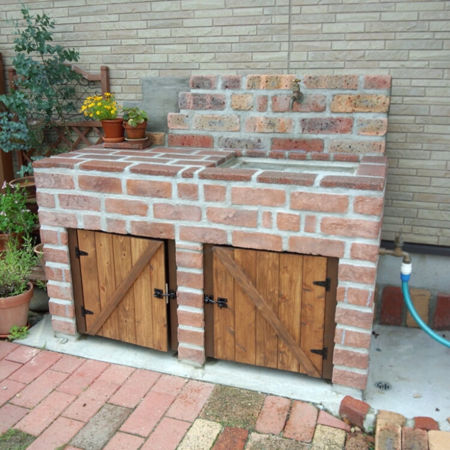 886eeb89d2c4e7fa63ccf881fb756f