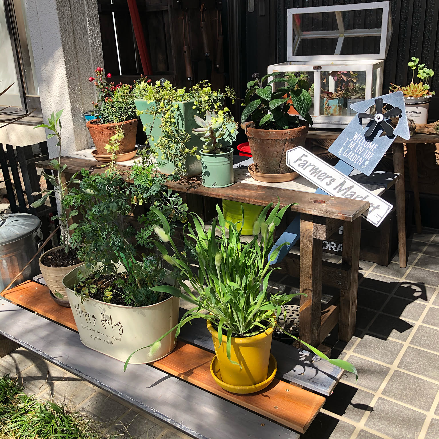 のんのん様おまとめ２点【花台オブジェ、屋根付きラダー】 のんのん様おまとめ2点【花台オブジェ、屋根付きラダー】 カインズ