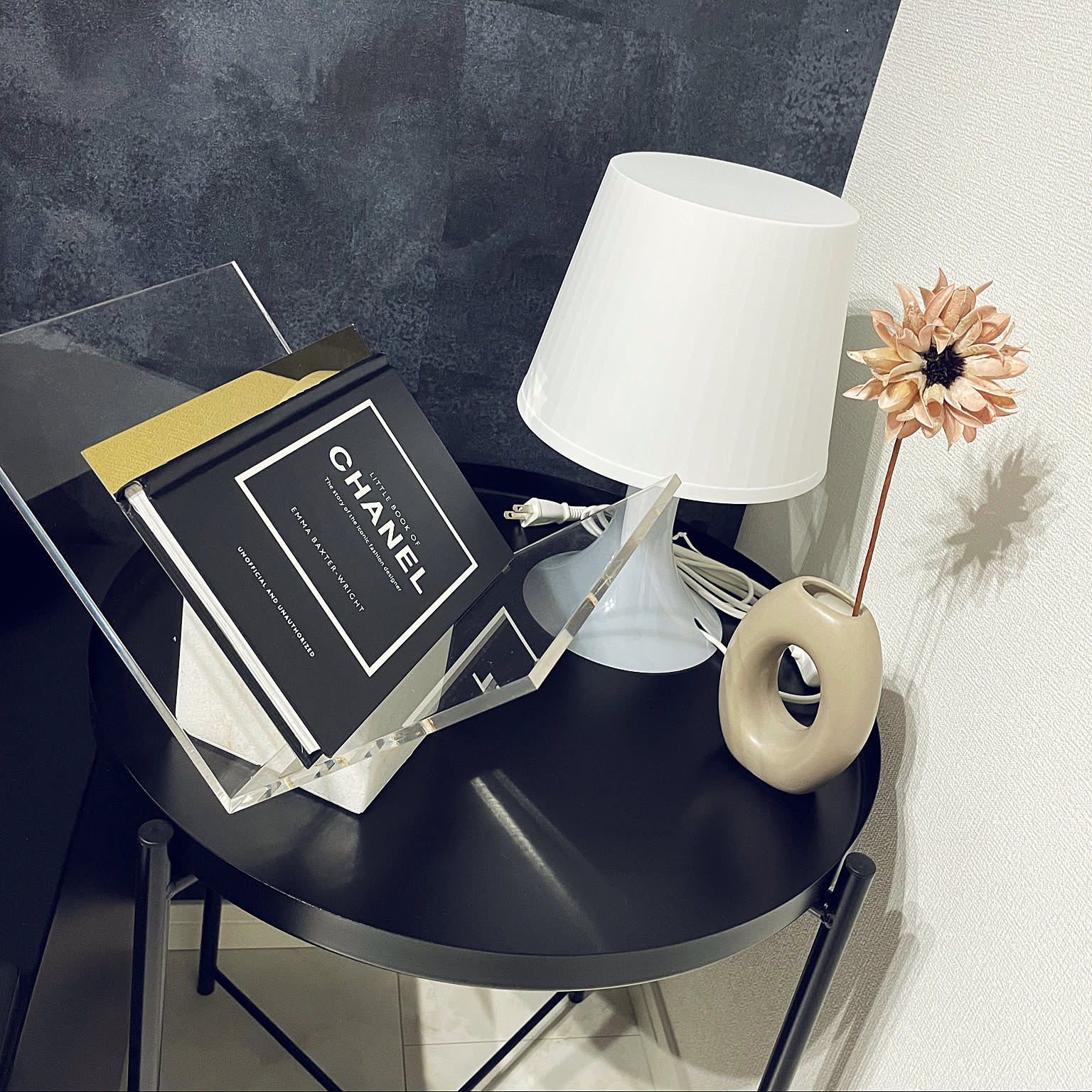 CHANELオブジェのおすすめ商品とおしゃれな実例 | RoomClip CHANELオブジェのおすすめ商品とおしゃれな実例 | RoomClip