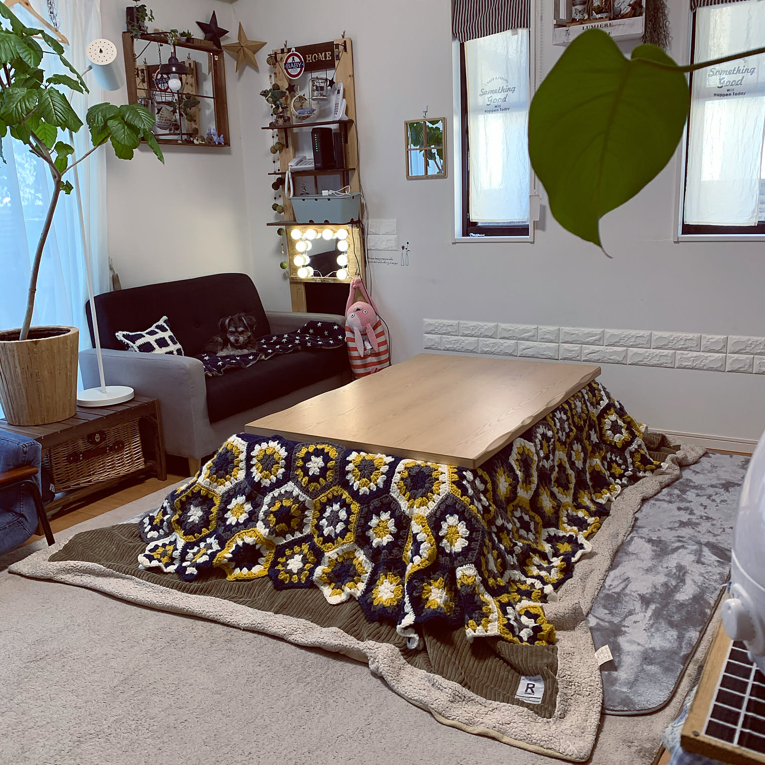 ハンドメイド　手編み　マルチカラー こたつ布団 編み物 ハンドメイド 手編み マルチカラー こたつ布団 編み物