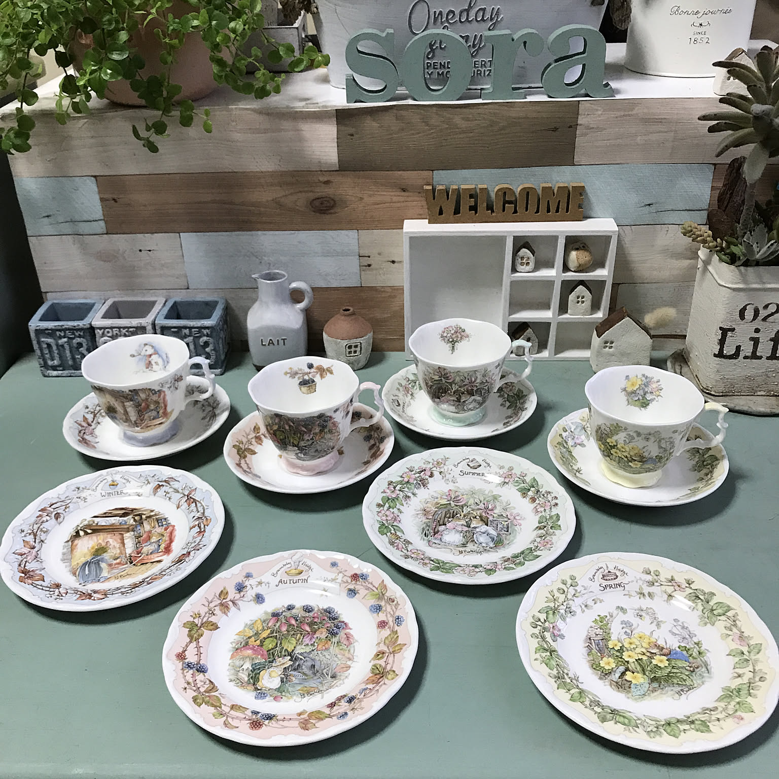 チロリン村とくるみの森　お皿　プレート　中古　昭和レトロ　陶器　ヴィンテージ チロリン村とくるみの森 お皿 プレート 中古 昭和レトロ 陶器