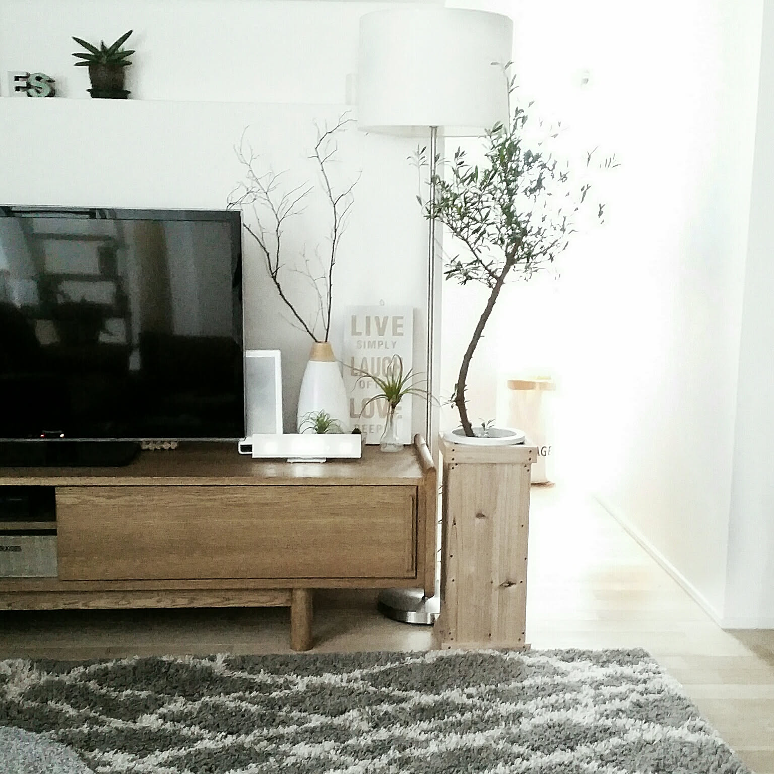 リビング オリーブグリーンのインテリア実例 ｜ RoomClip（ルーム