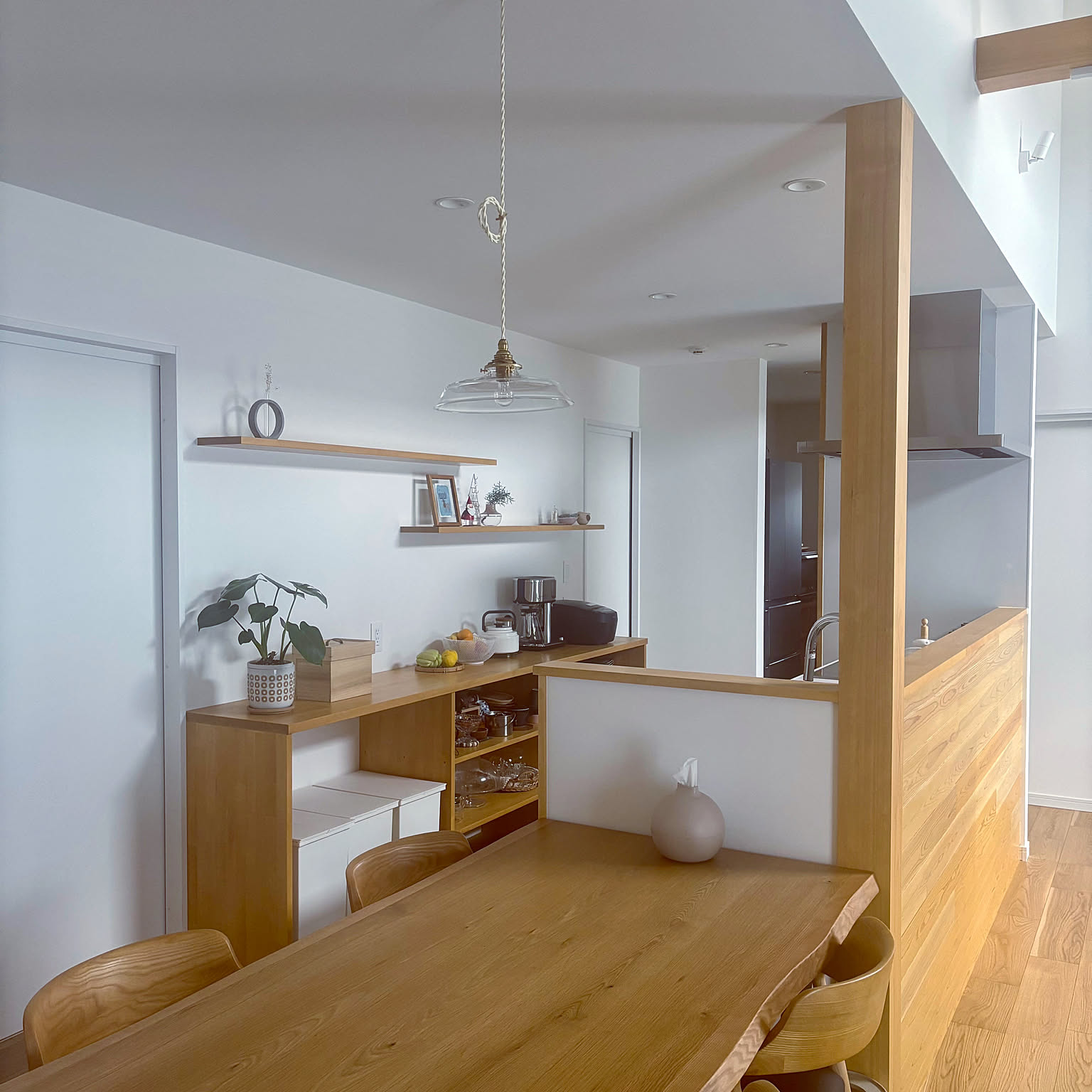 照明 蠣崎マコトのおすすめ商品とおしゃれな実例 ｜ RoomClip（ルーム