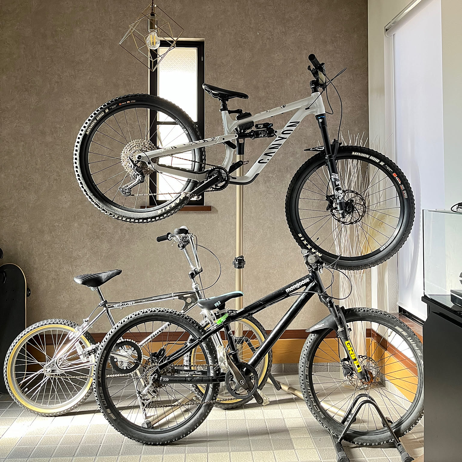 壁掛け自転車のおすすめ商品とおしゃれな実例 ｜ RoomClip（ルーム