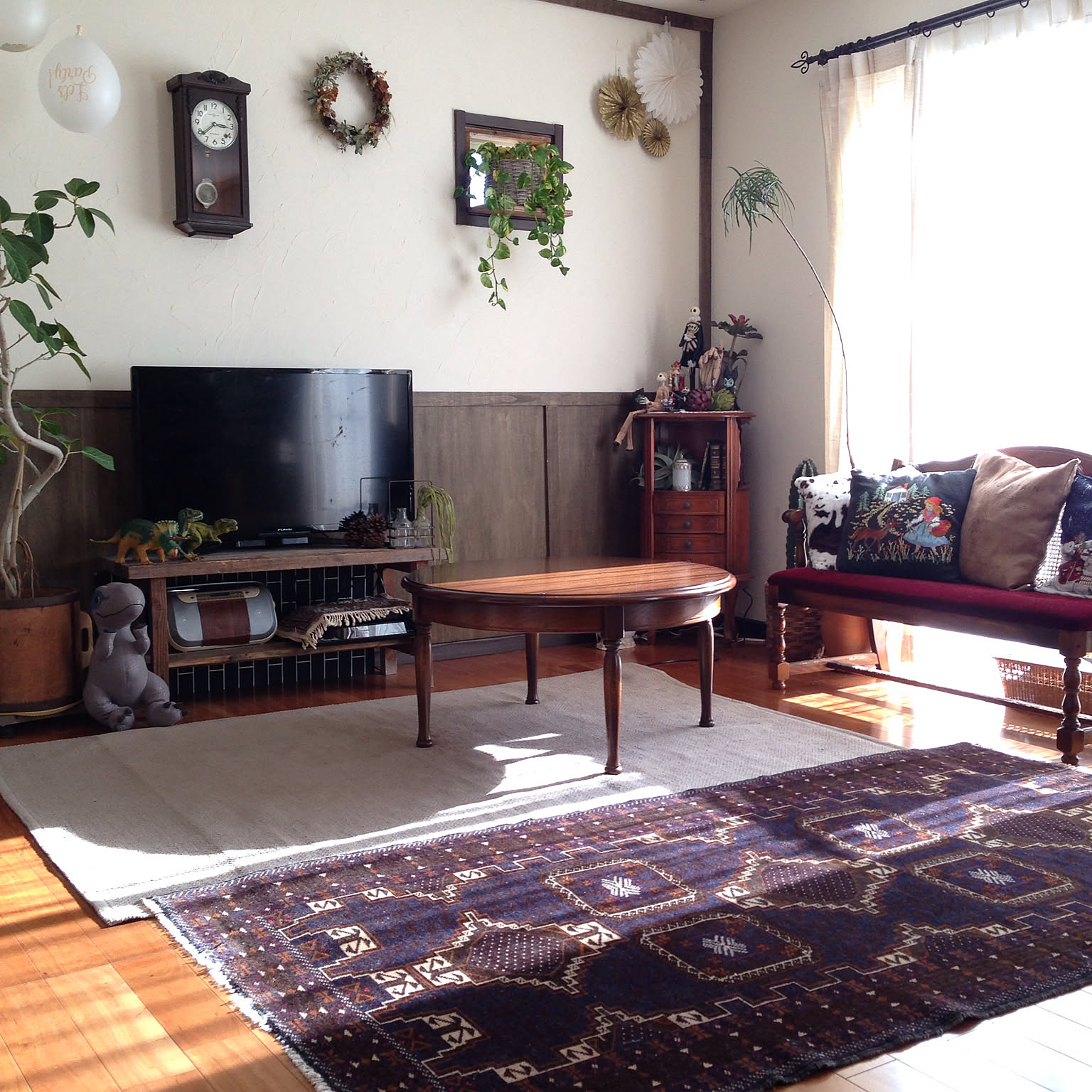 ラグ トライバルラグのおすすめ商品とおしゃれな実例 ｜ RoomClip