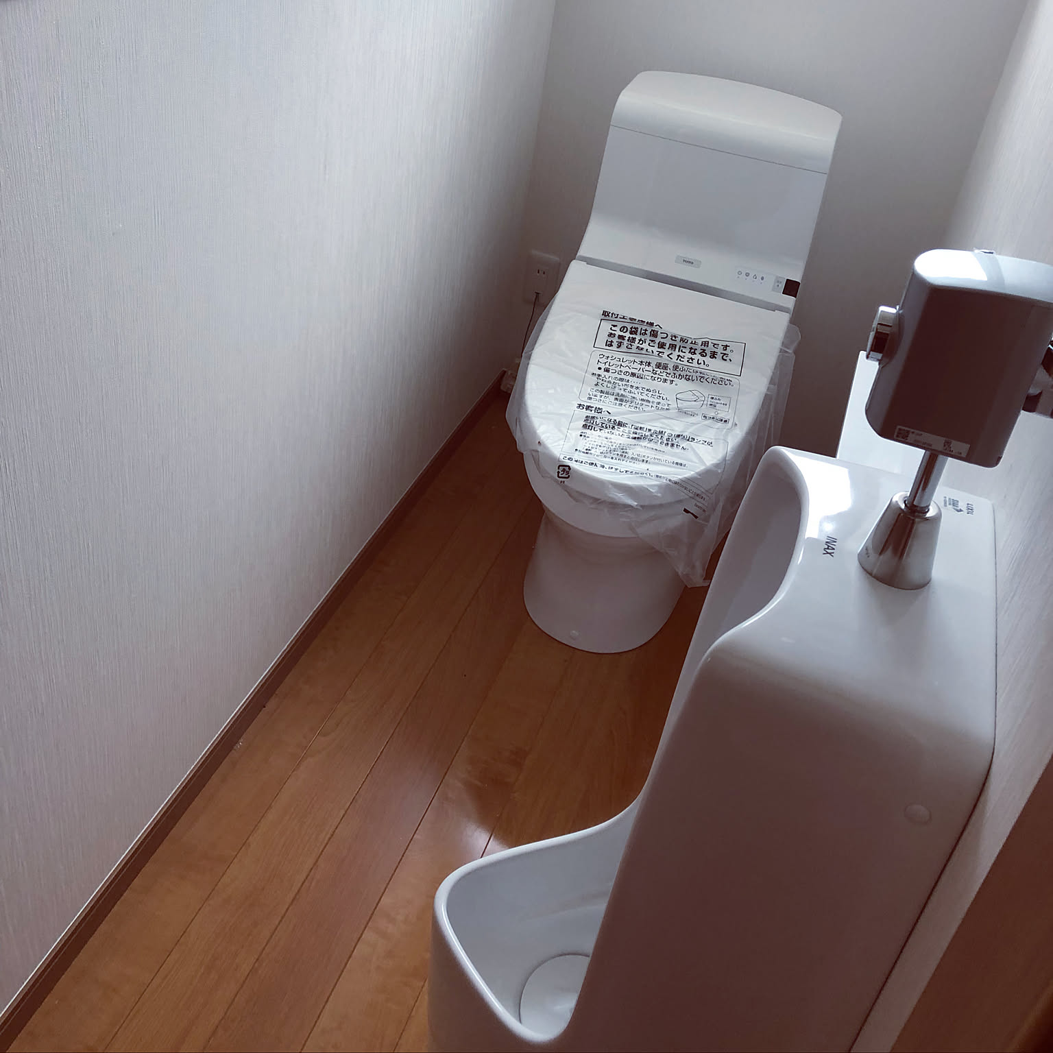TOTOミニチュア便器　インテリア　トイレ置き物 TOTO（置物）のフリマアイテム一覧