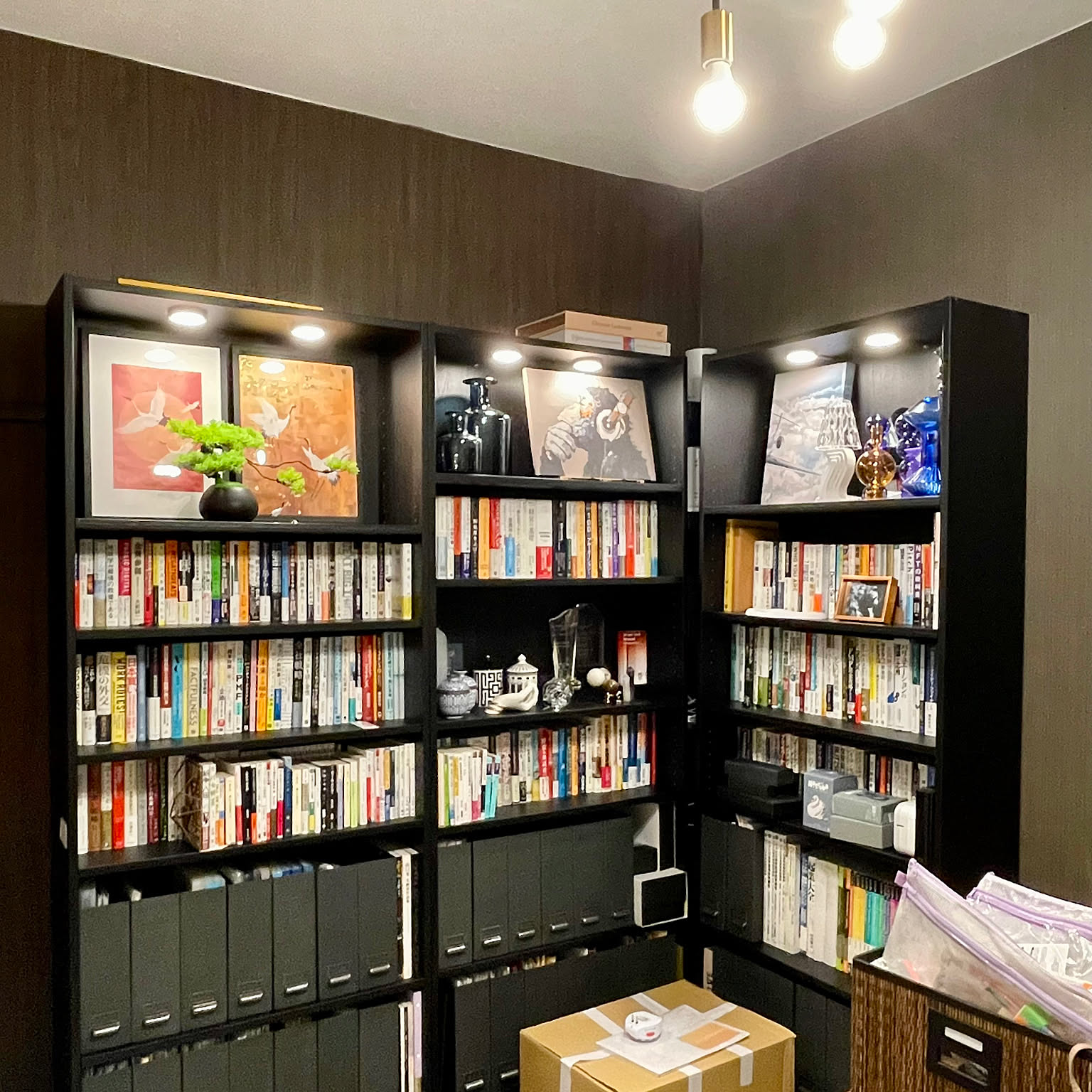 本棚 ダークブラウンのおすすめ商品とおしゃれな実例 ｜ RoomClip