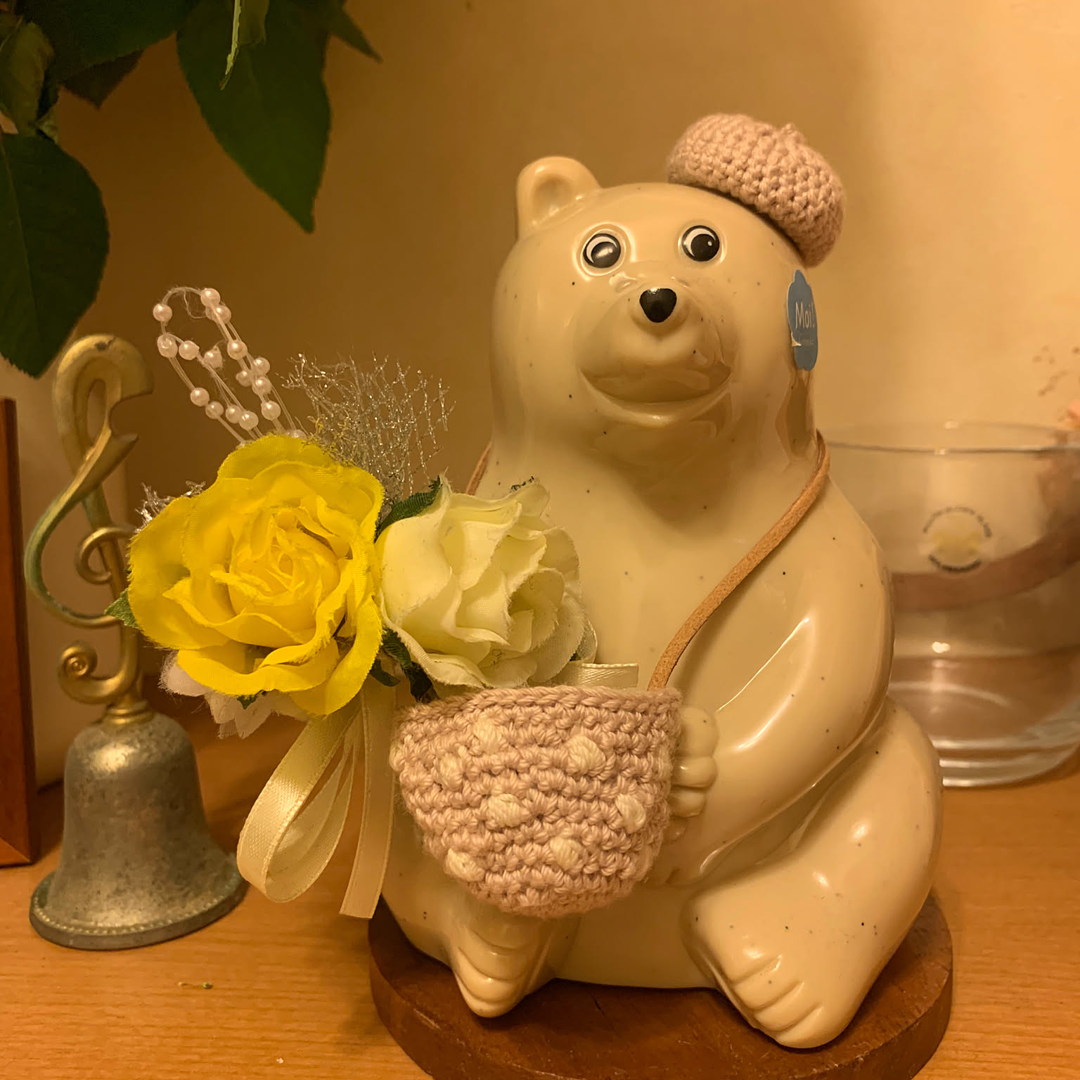 【みらい様　リクエスト】しろくま貯金箱　お花 しろくま貯金箱、春のミモザ姿に着せ替え🌼外構DIYのため花壇を