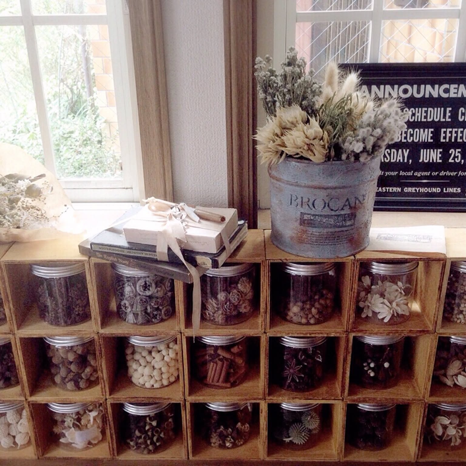 人気洋書❗️Handcrafted Modern/インテリア 洋書】HANDCRAFTED MODERN｜インテリア、家づくり