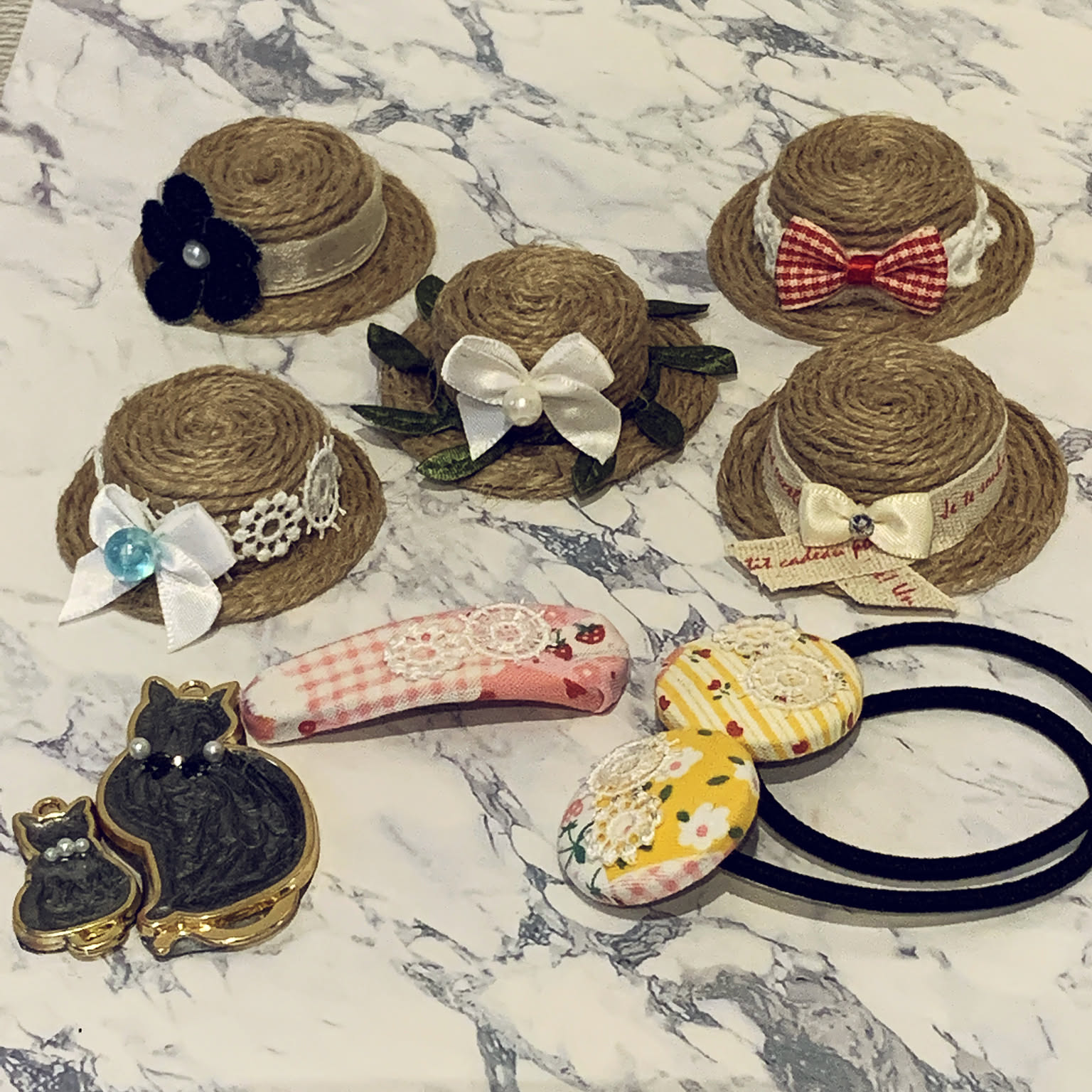夏色麦わら帽子アレンジ‼️ひまわりアレンジ❣️２つセット❣️miyu❣️ 夏色麦わら帽子アレンジ❣️二つセットになります❣️