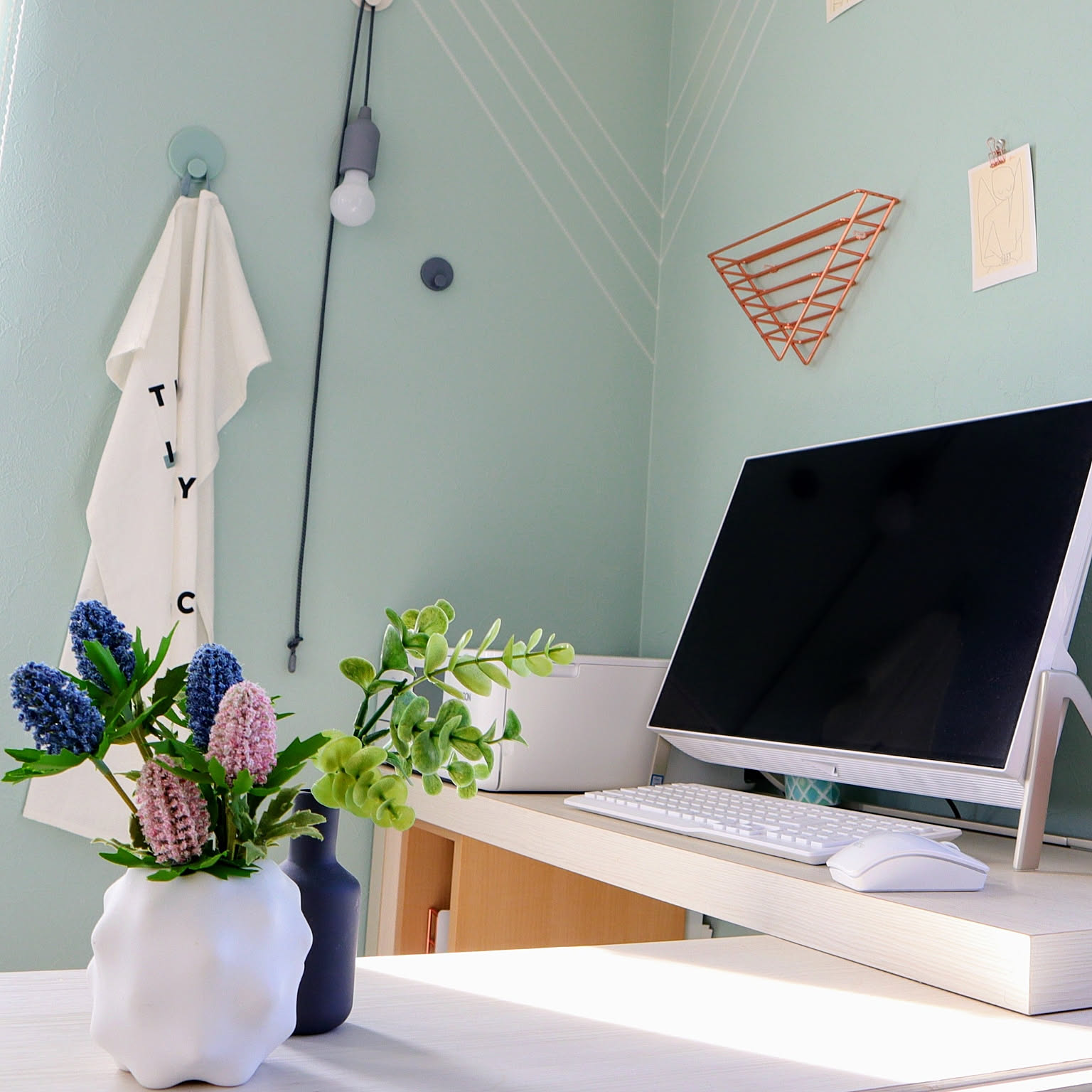 PCデスク Umbraのおすすめ商品とおしゃれな実例 ｜ RoomClip（ルーム