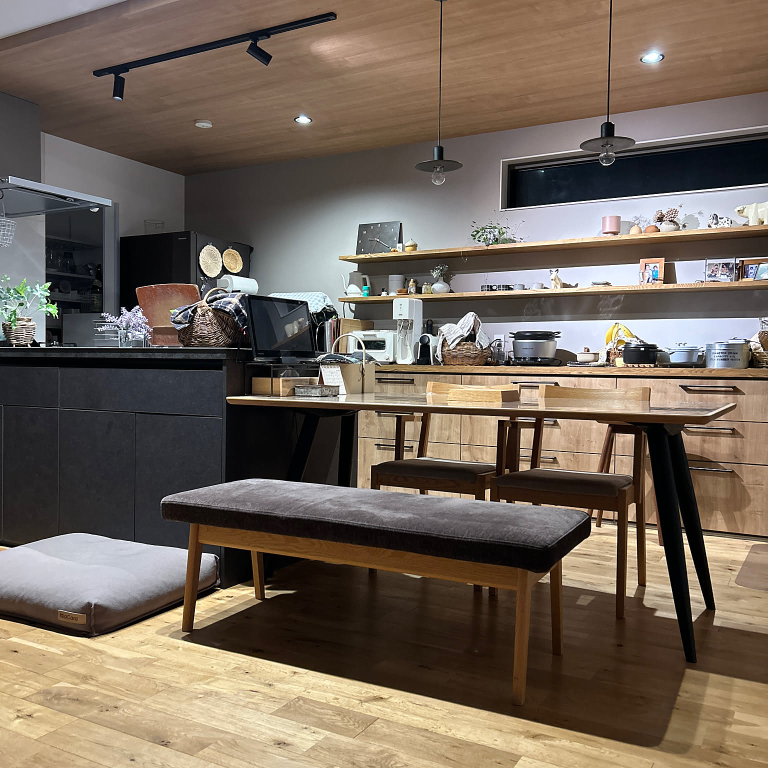 照明 NEW LIGHT POTTERYのおすすめ商品とおしゃれな実例 ｜ RoomClip