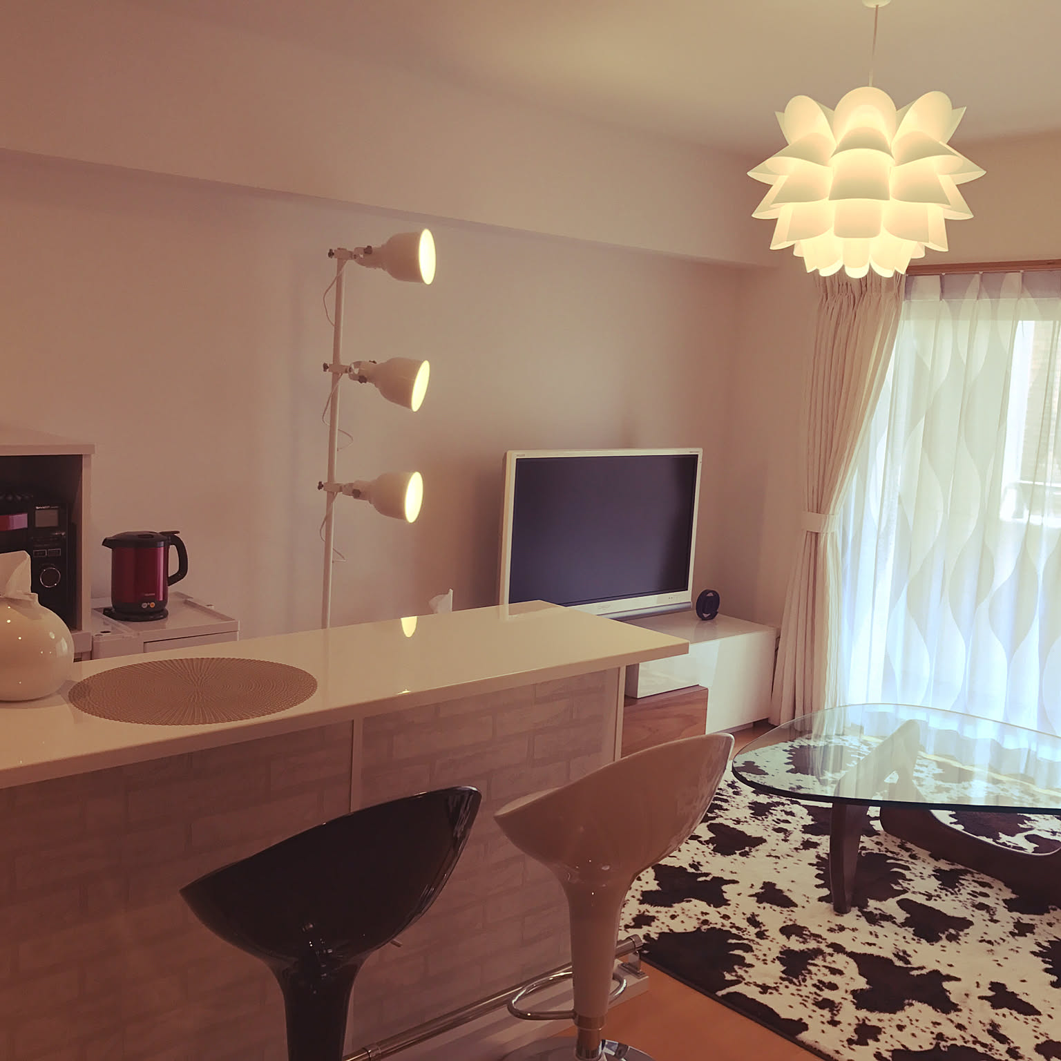 AKARI ミッドセンチュリーモダンのおすすめ商品とおしゃれな実例