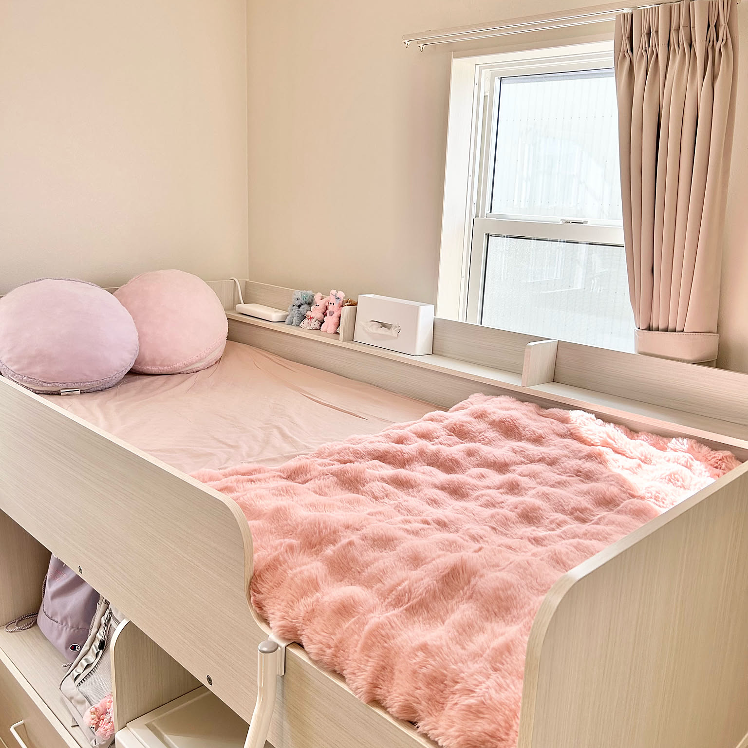 システムベッド　ピンク　マットレス付き　 ピンク システムベッドのおすすめ商品とおしゃれな実例 ｜ RoomClip