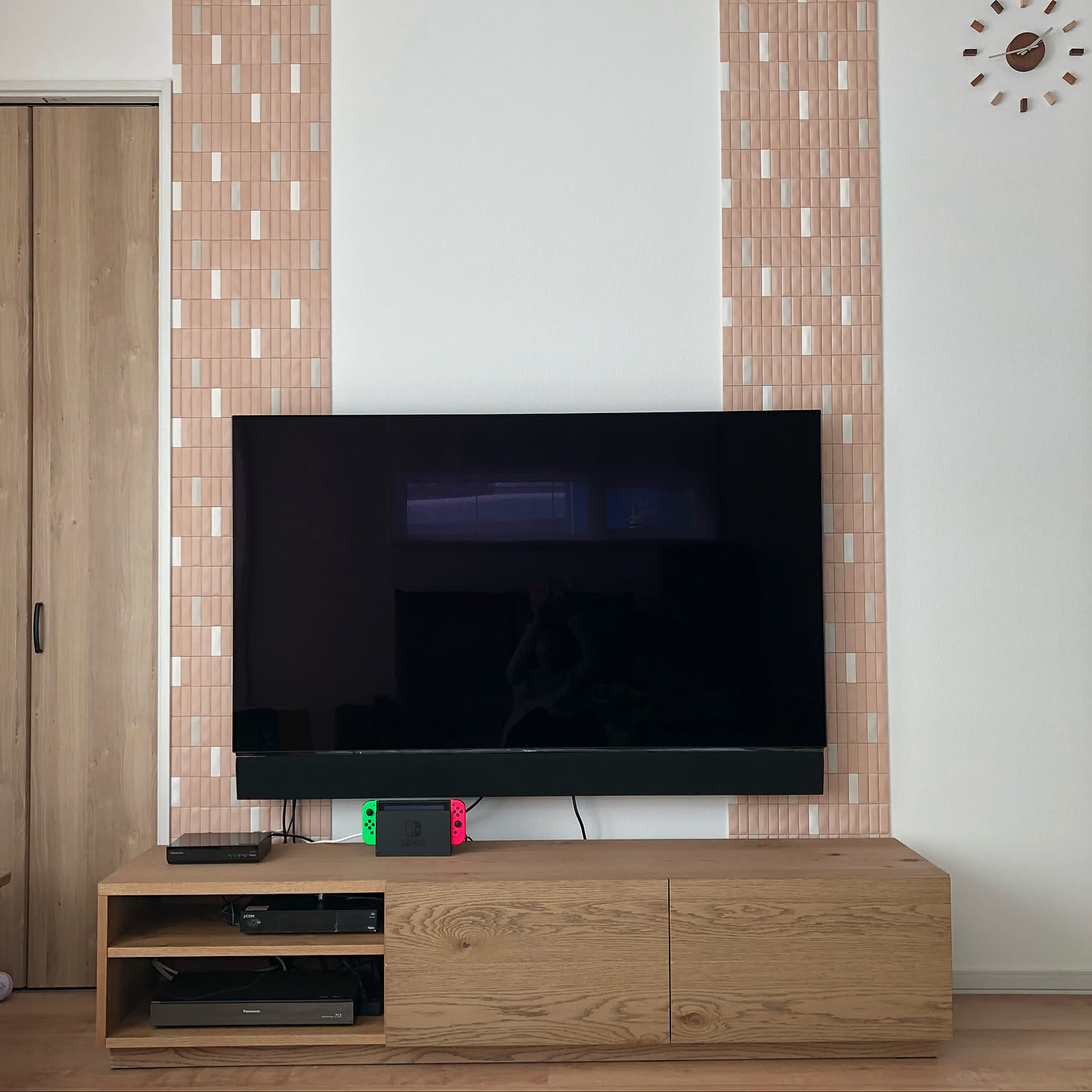 【リッキー】unico テレビボード TVボード Ｗ1200 UNICO (ウニコ) TVボードW1200 ナチュラル 扉・引き出し付 KIRP