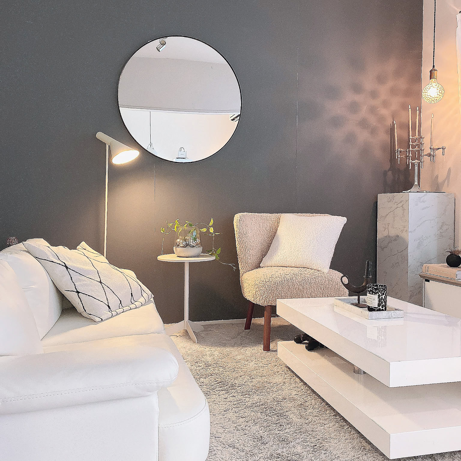IKEA 大型ミラーのおすすめ商品とおしゃれな実例 | RoomClip IKEA 大型ミラーのおすすめ商品とおしゃれな実例 | RoomClip
