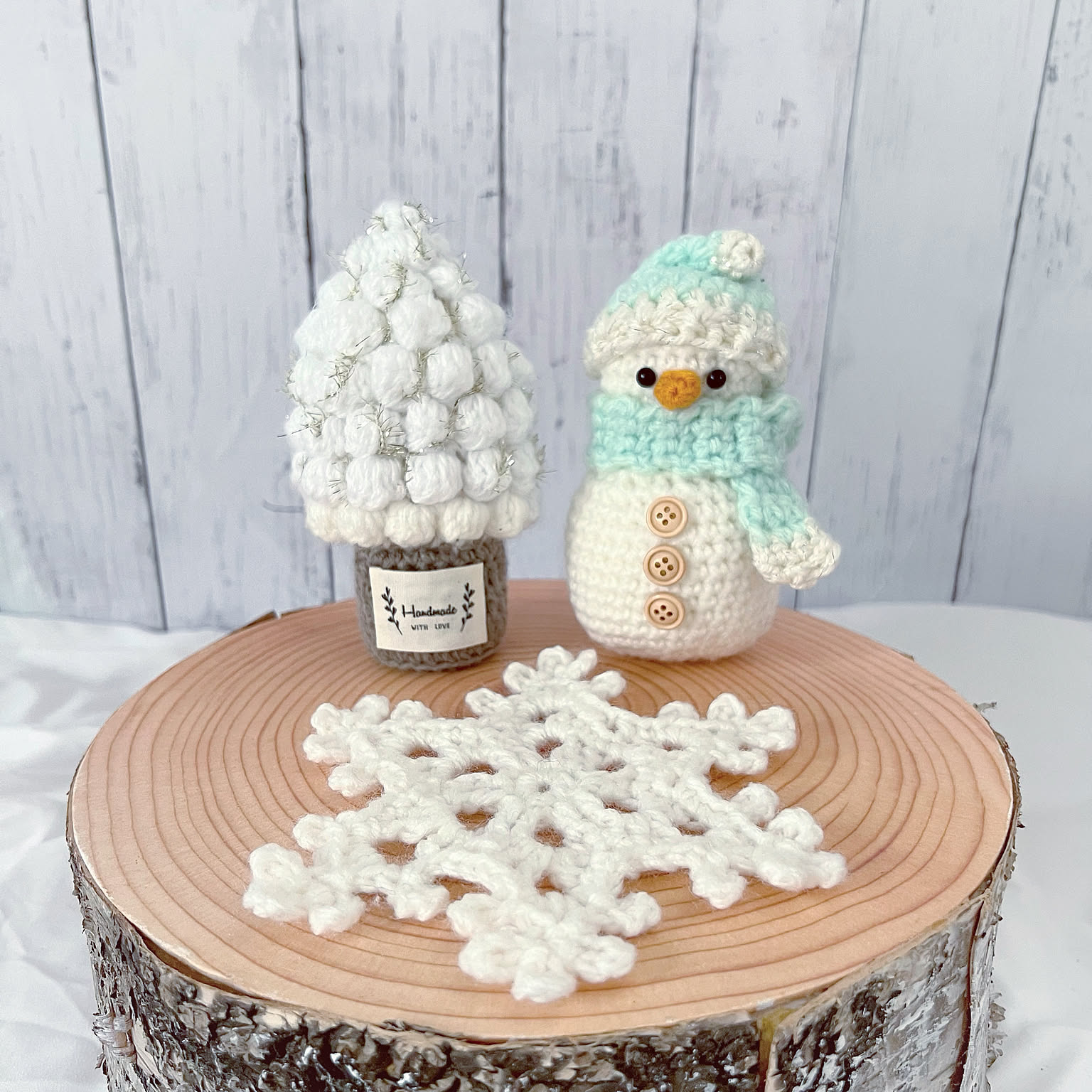 ハンドメイド　スノーマン　モチーフ　レース編み ハンドメイド スノーマン モチーフ レース編み （レース編み｜編んで