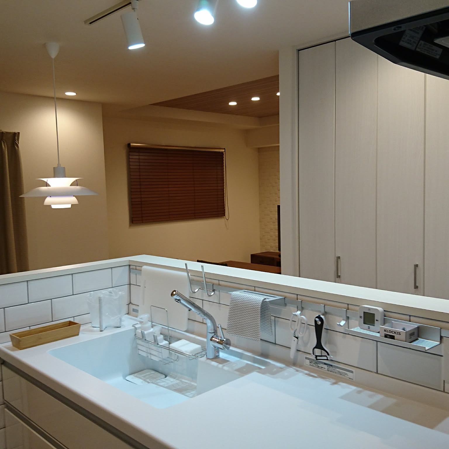 9d065ca1ecb4c3c66d15fde73c394f