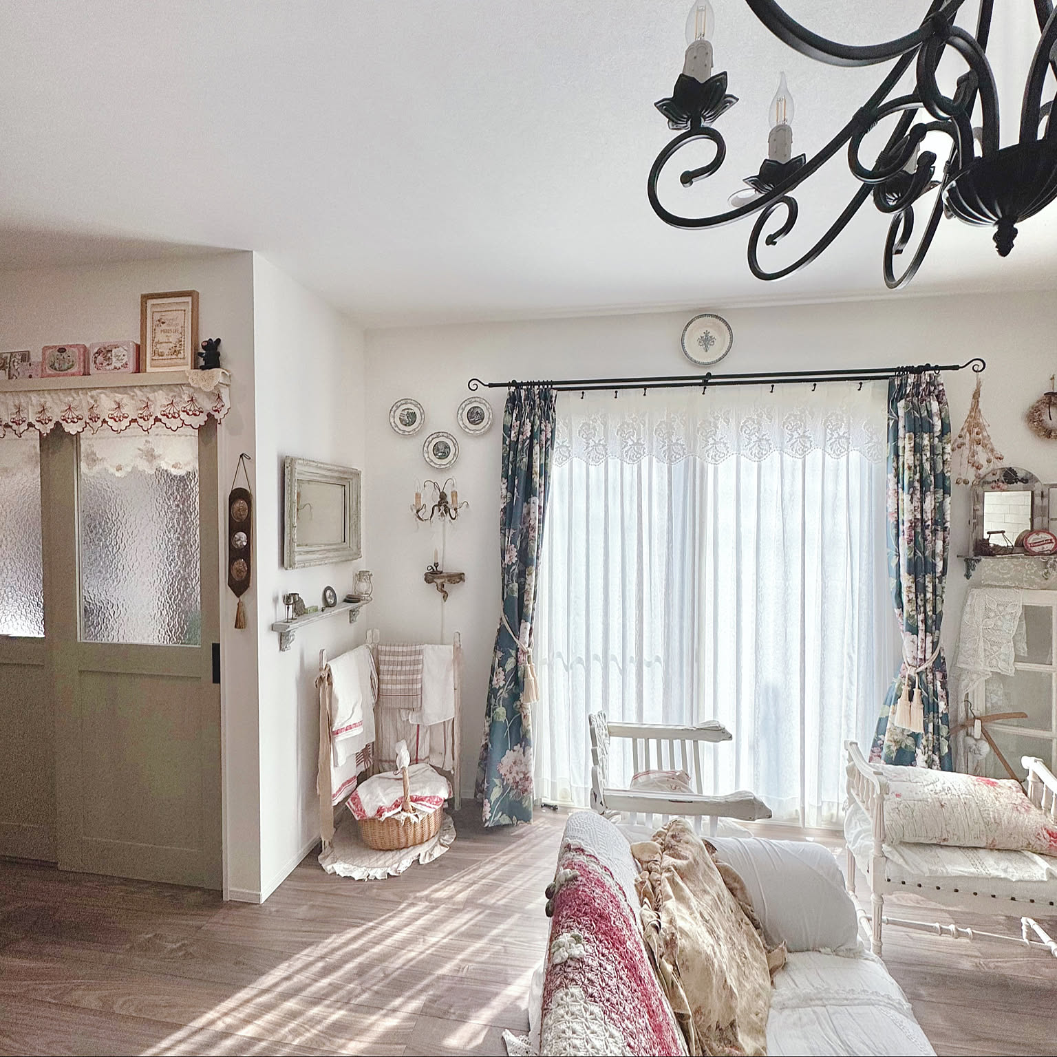 4灯シャンデリア アンティーク zara 好き フレンチシャビーシック 4灯