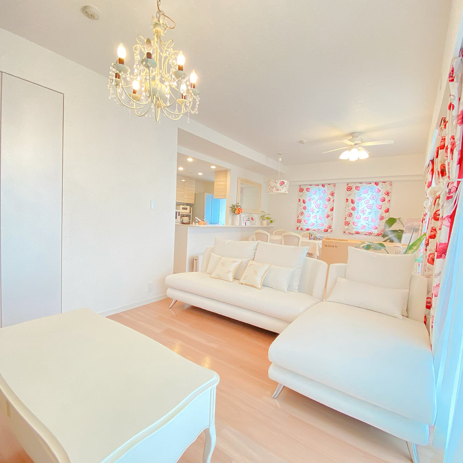 ローラアシュレイダイニングセットのおすすめ商品とおしゃれな実例