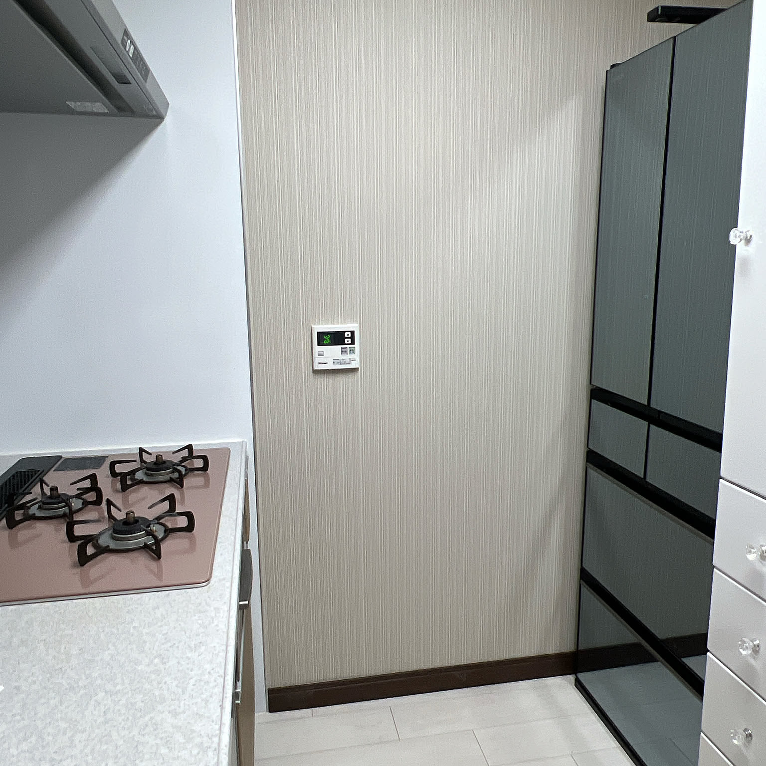 日立の冷蔵庫 クリスタルミラーのおすすめ商品とおしゃれな実例