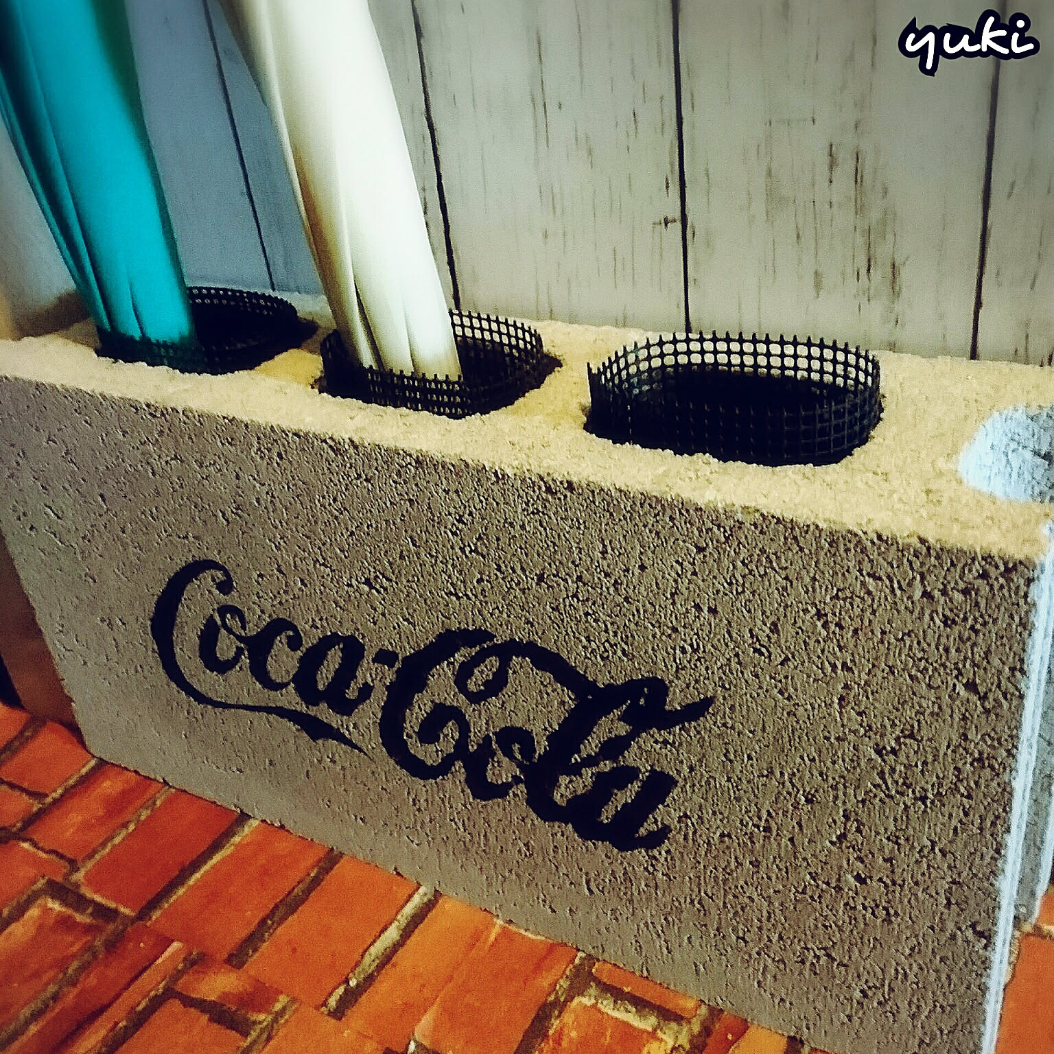 コンクリートブロックの傘立てのおすすめ商品とおしゃれな実例